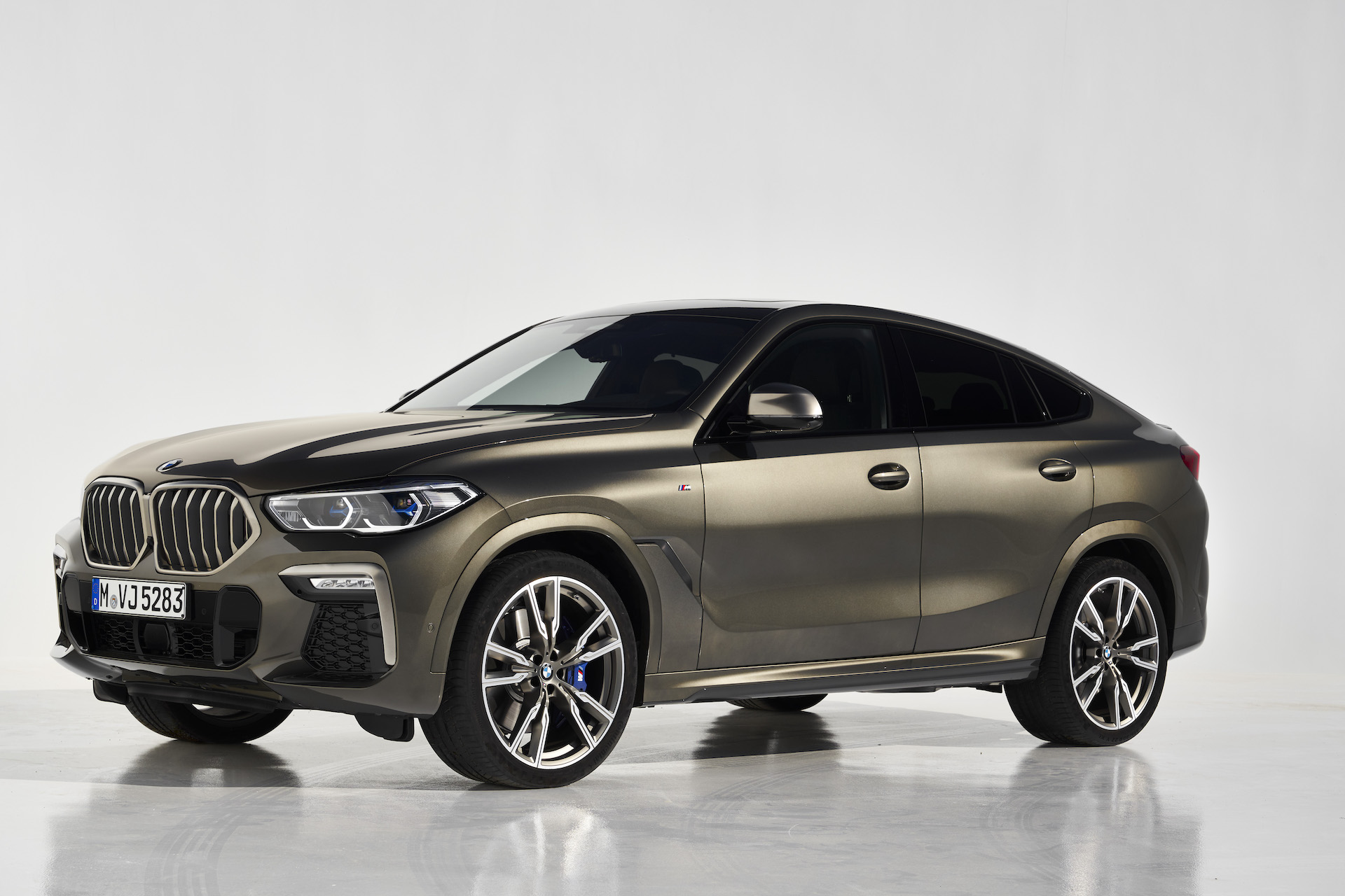 Bmw X6 M50I Wallpapers