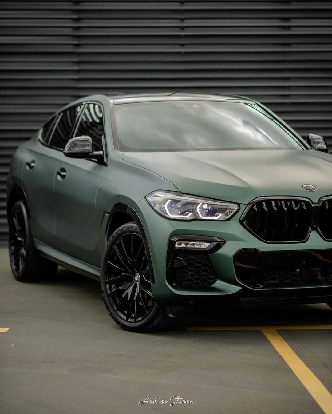 Bmw X6 M50I Wallpapers