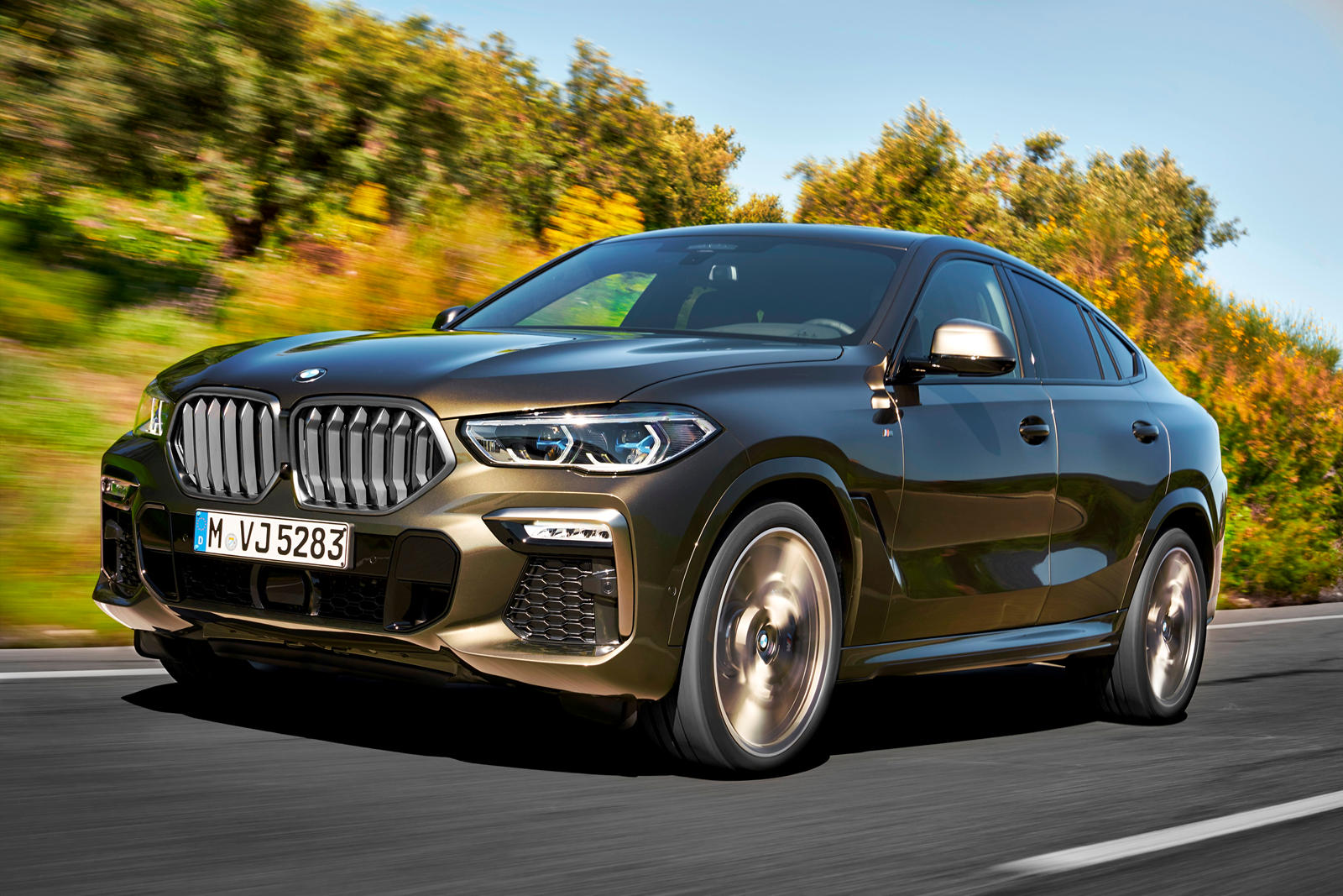 Bmw X6 M50I Wallpapers