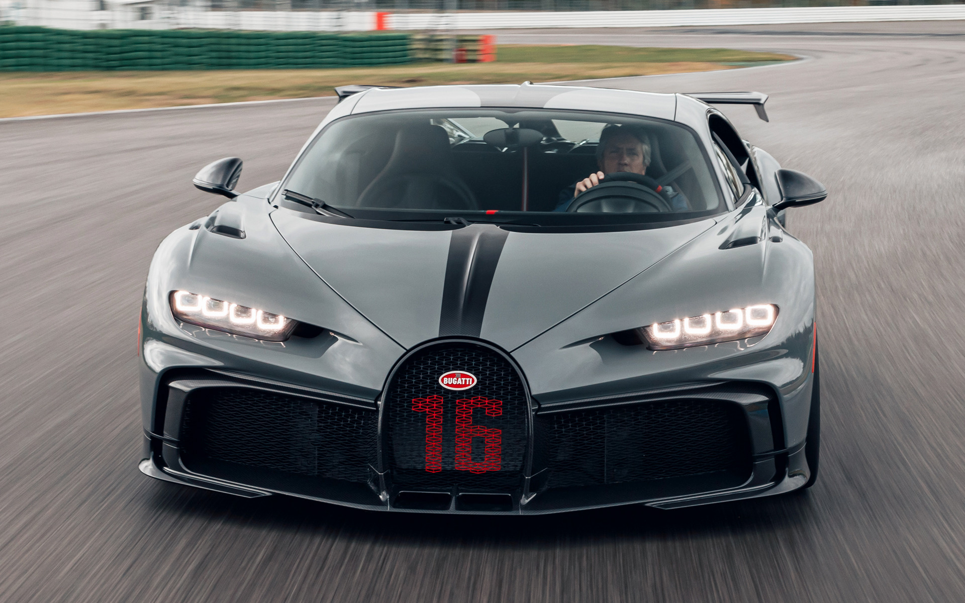 Bugatti Chiron Pur Sport Wallpapers