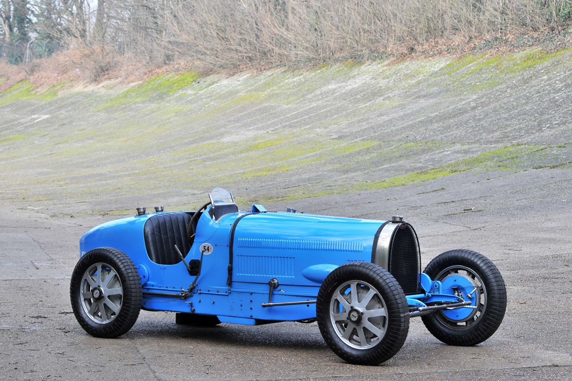 Bugatti Type 44 Wallpapers