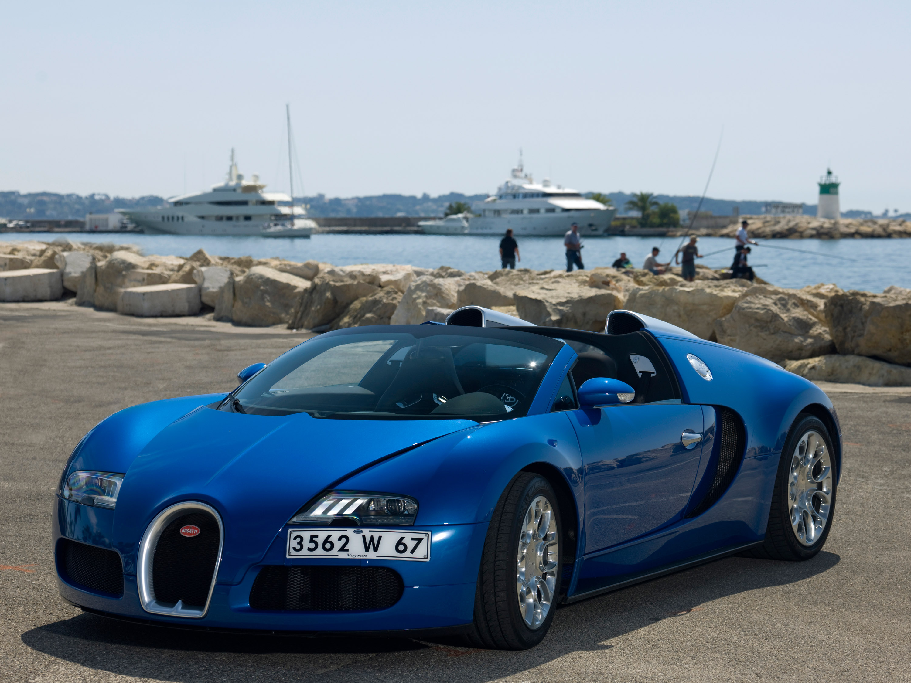 Bugatti Veyron 16-4 Grand Sport Wallpapers