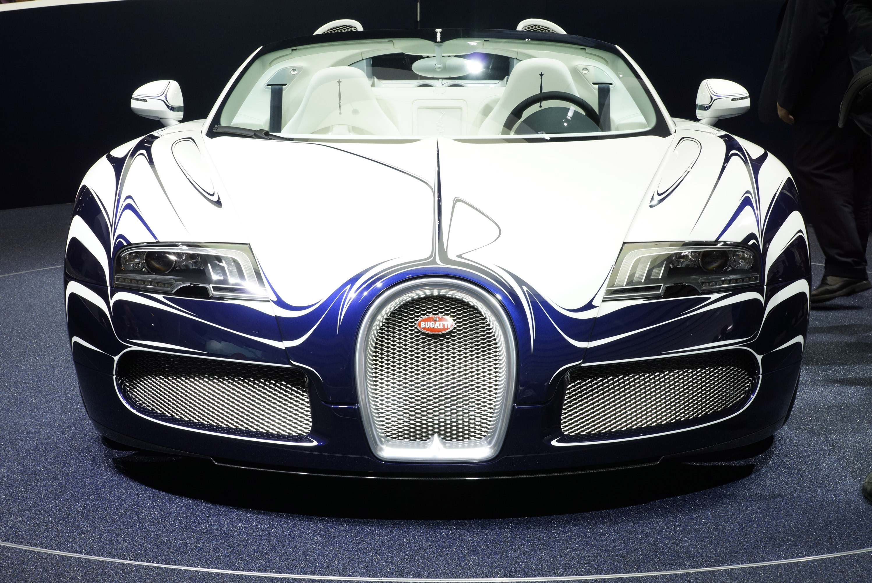 Bugatti Veyron Grand Sport L'Or Blanc Wallpapers