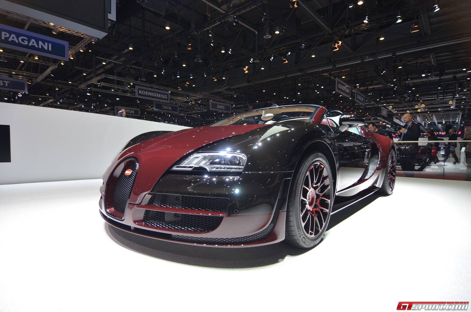 Bugatti Veyron Grand Sport Vitesse La Finale Wallpapers