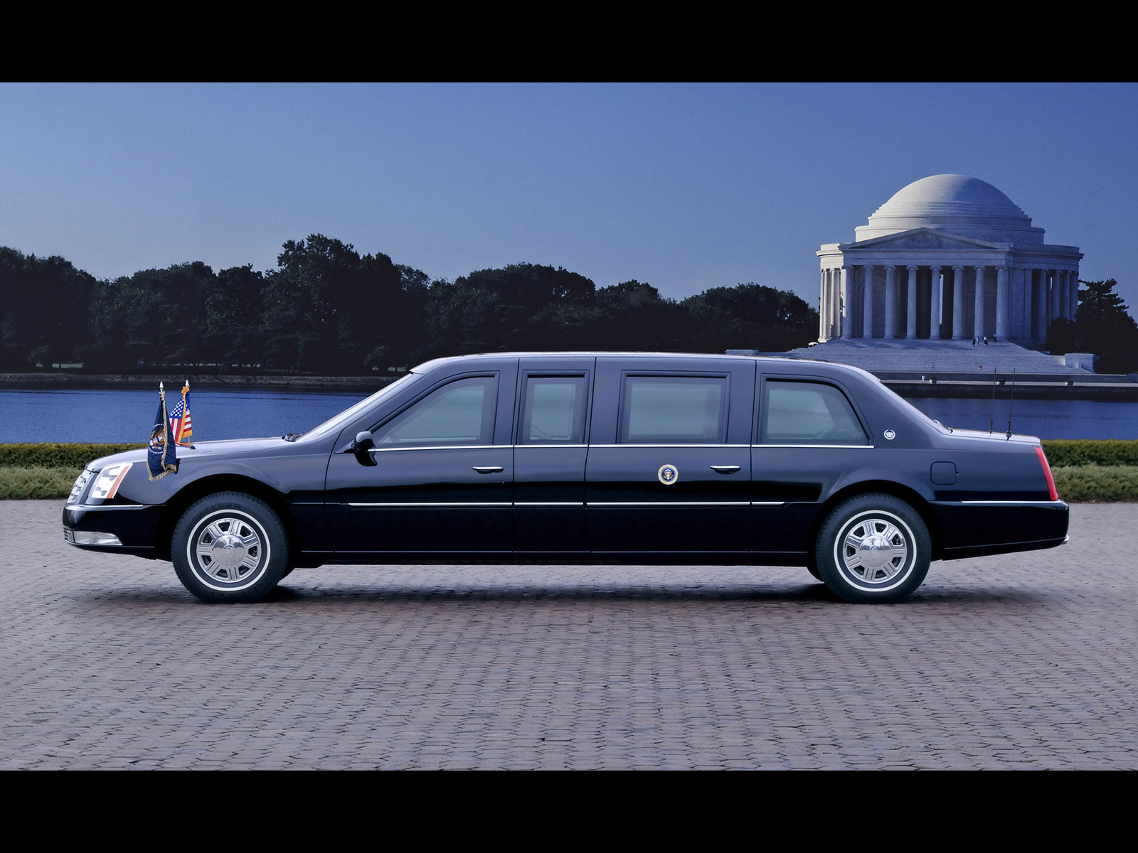 Cadilac Presidential Limousine Wallpapers