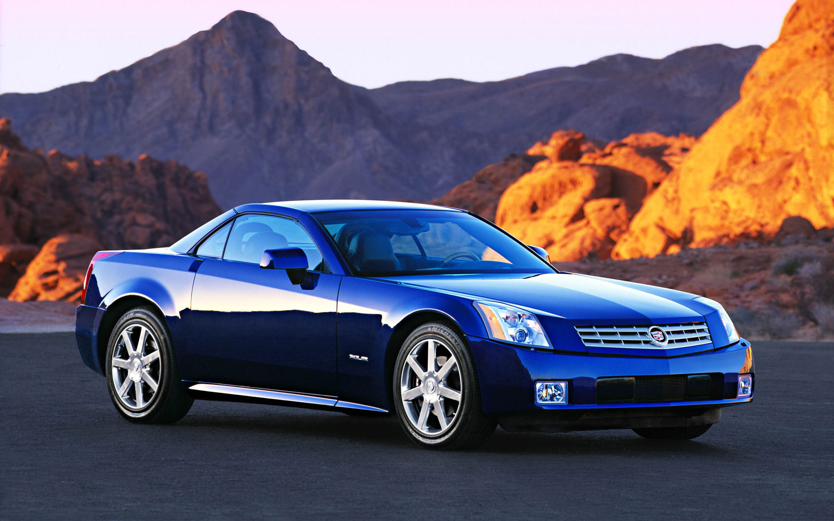 Cadillac Xlr Wallpapers