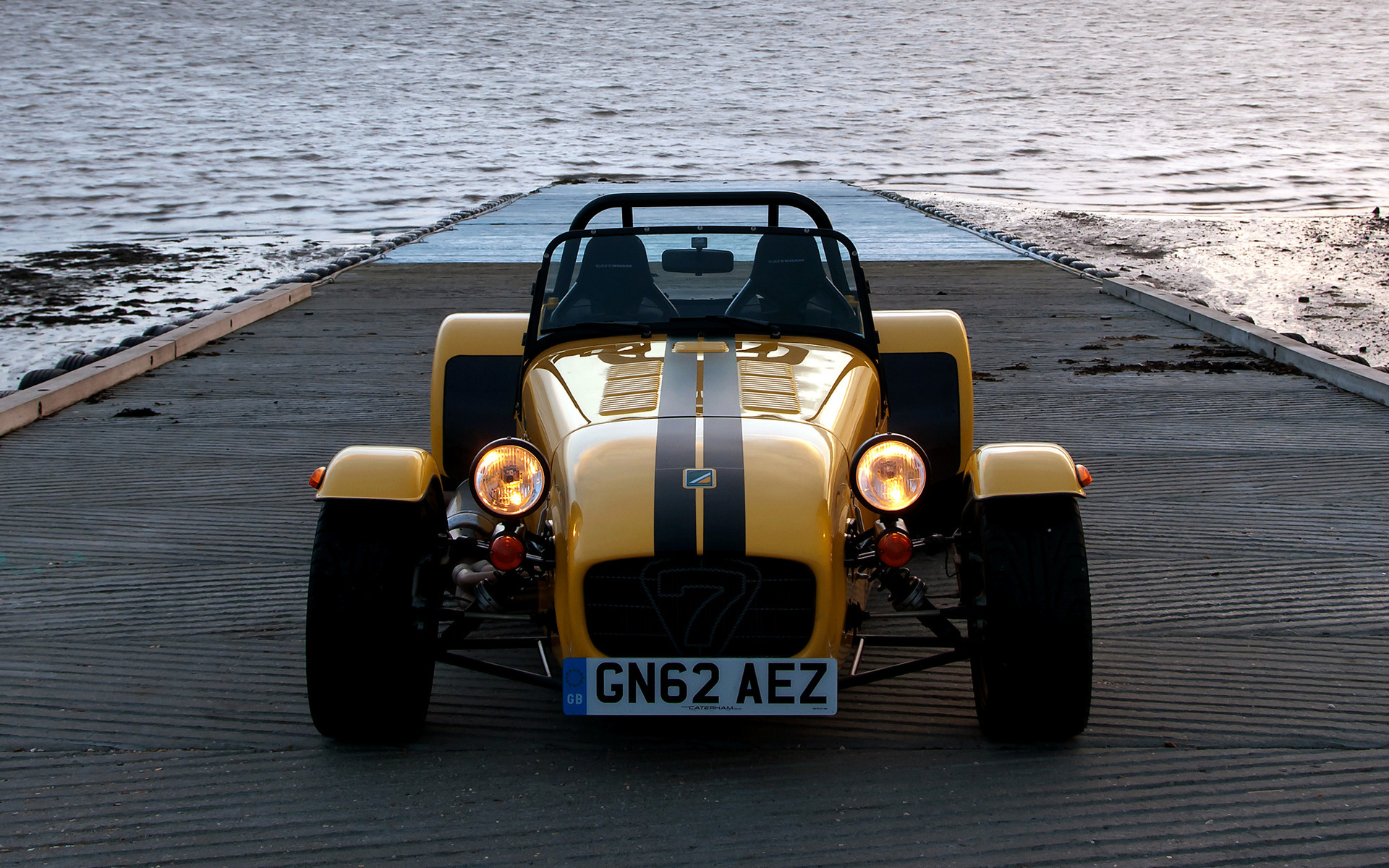 Caterham Supersport R Wallpapers