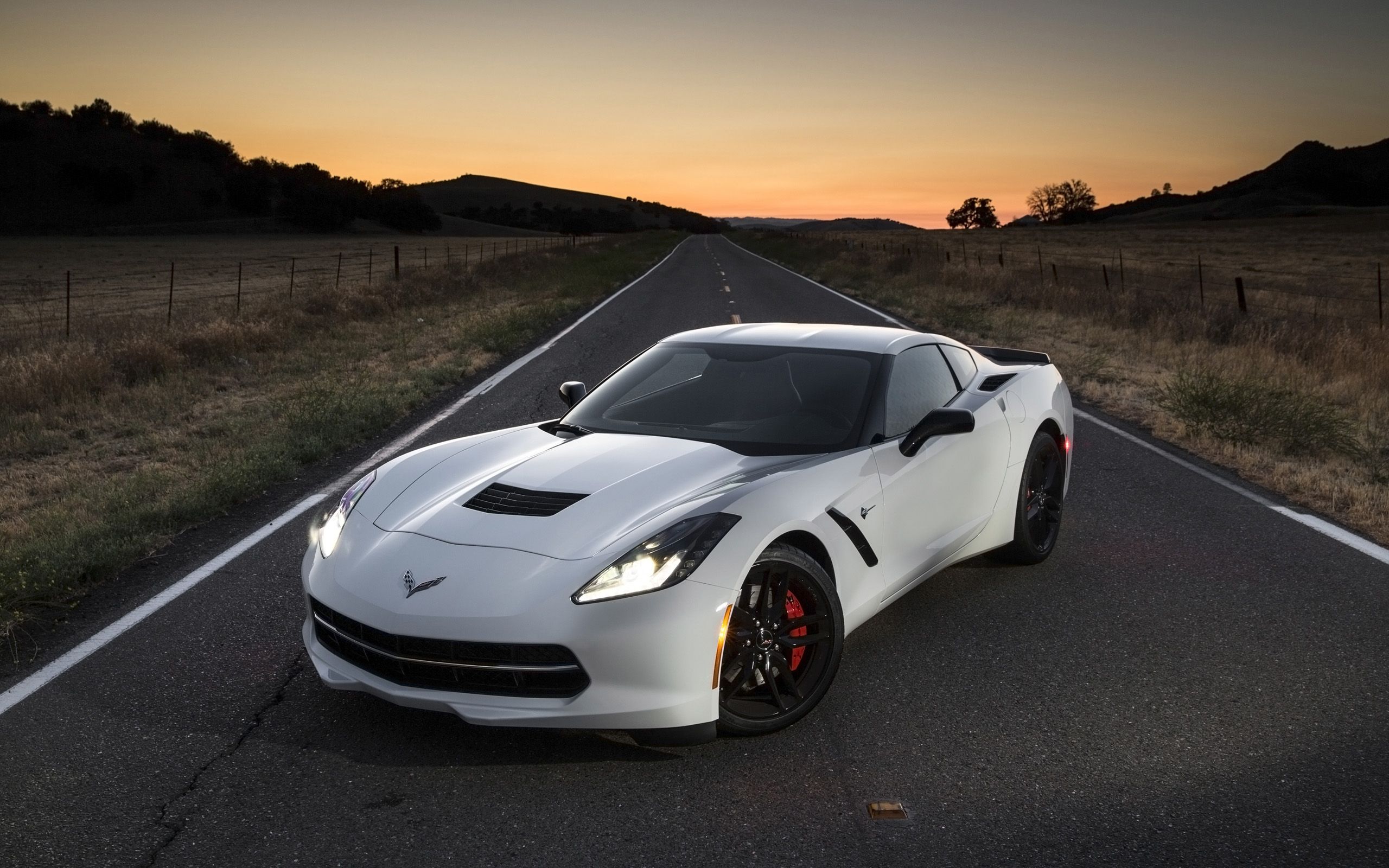 Chevrolet Corvette Stingray Convertible Wallpapers