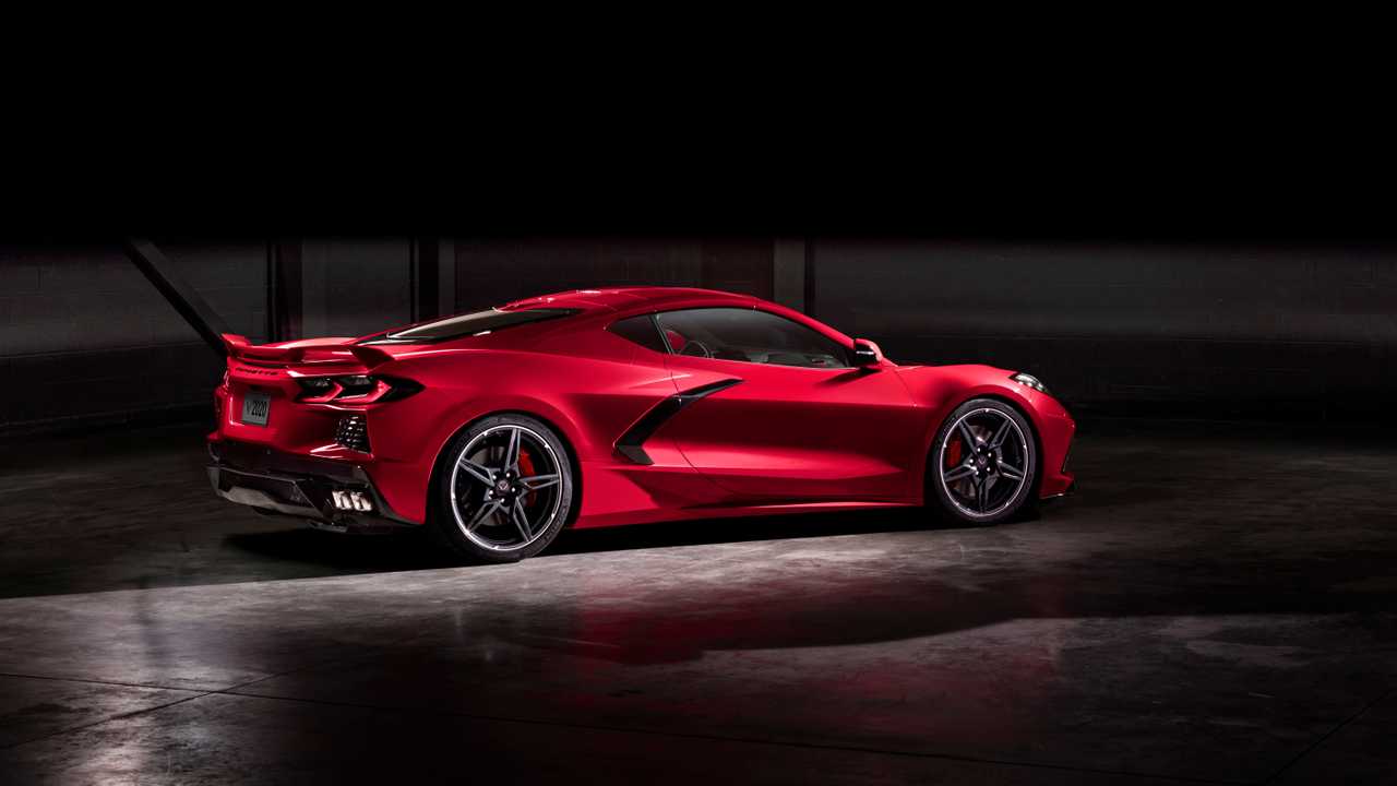 Chevrolet Corvette Stingray Z51 Package Wallpapers