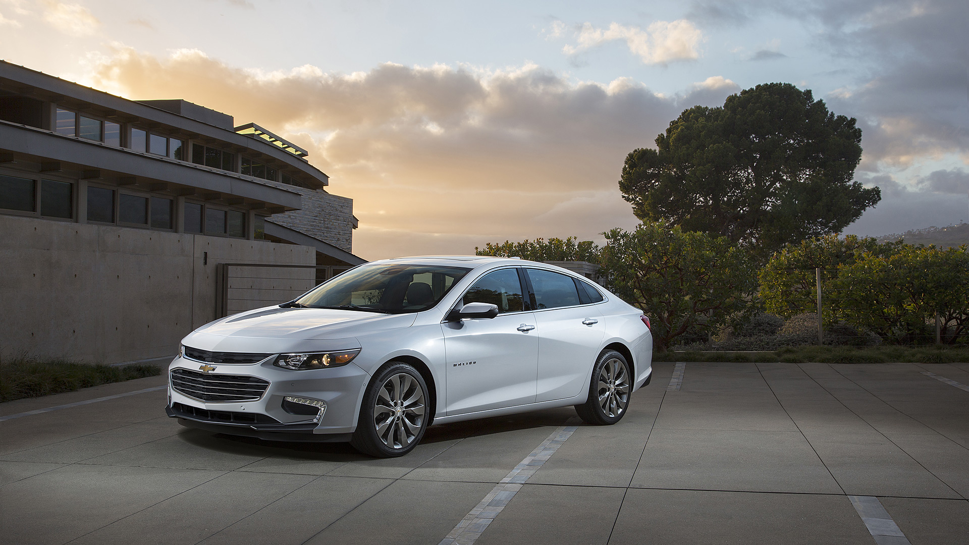 Chevrolet Malibu Eco Wallpapers