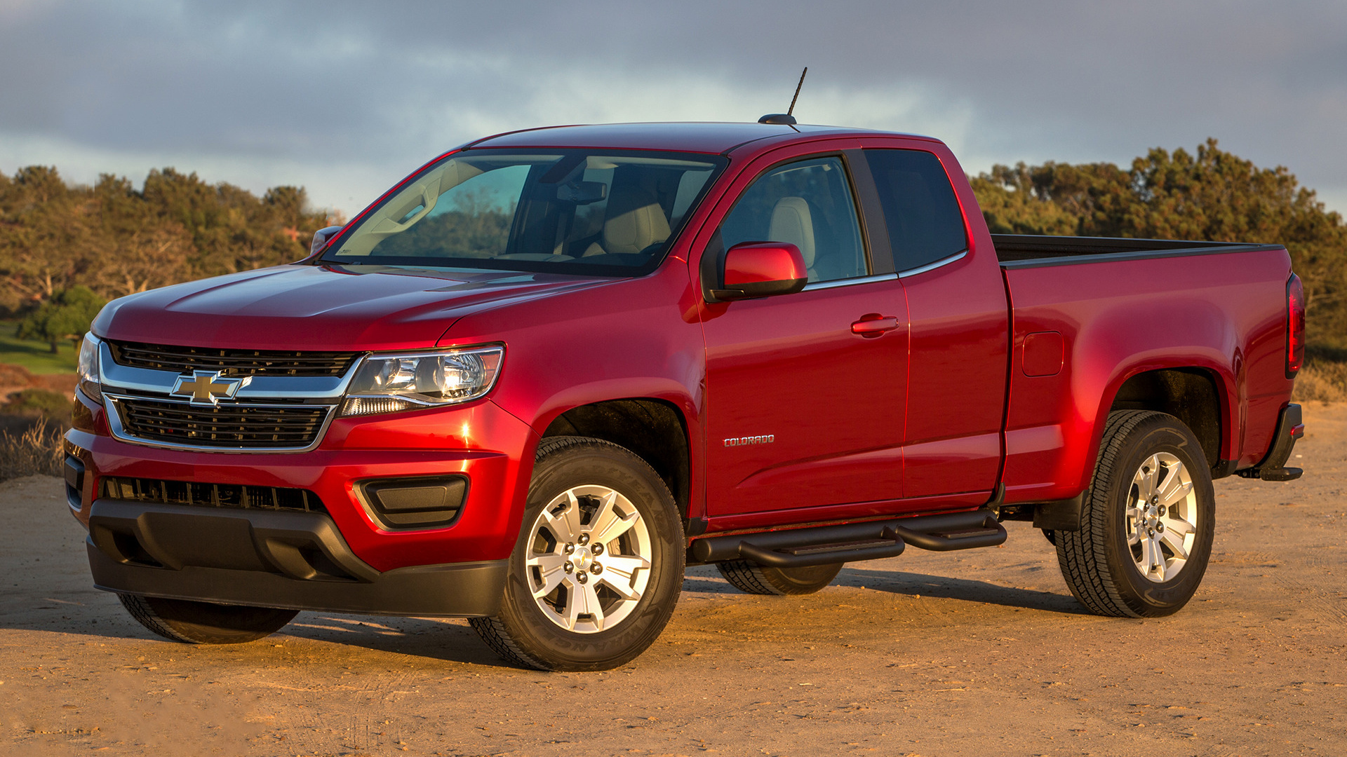 Chevrolet Silverado And Chevrolet Colorado Z71 Wallpapers