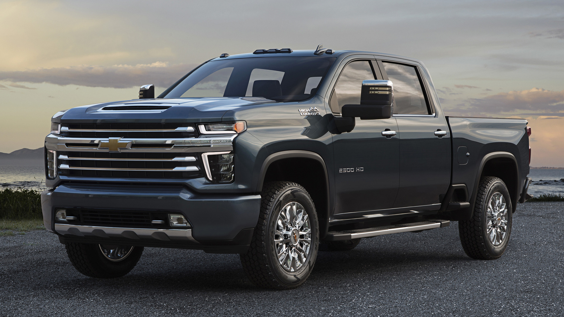 Chevrolet Silverado High Country Wallpapers