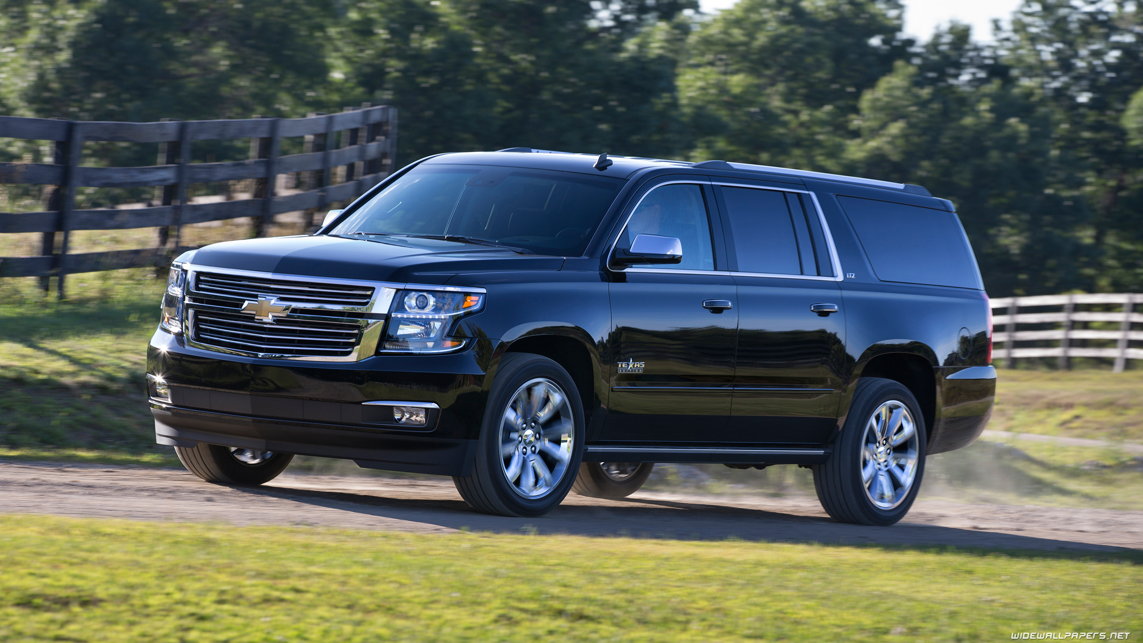 Chevrolet Suburban Wallpapers