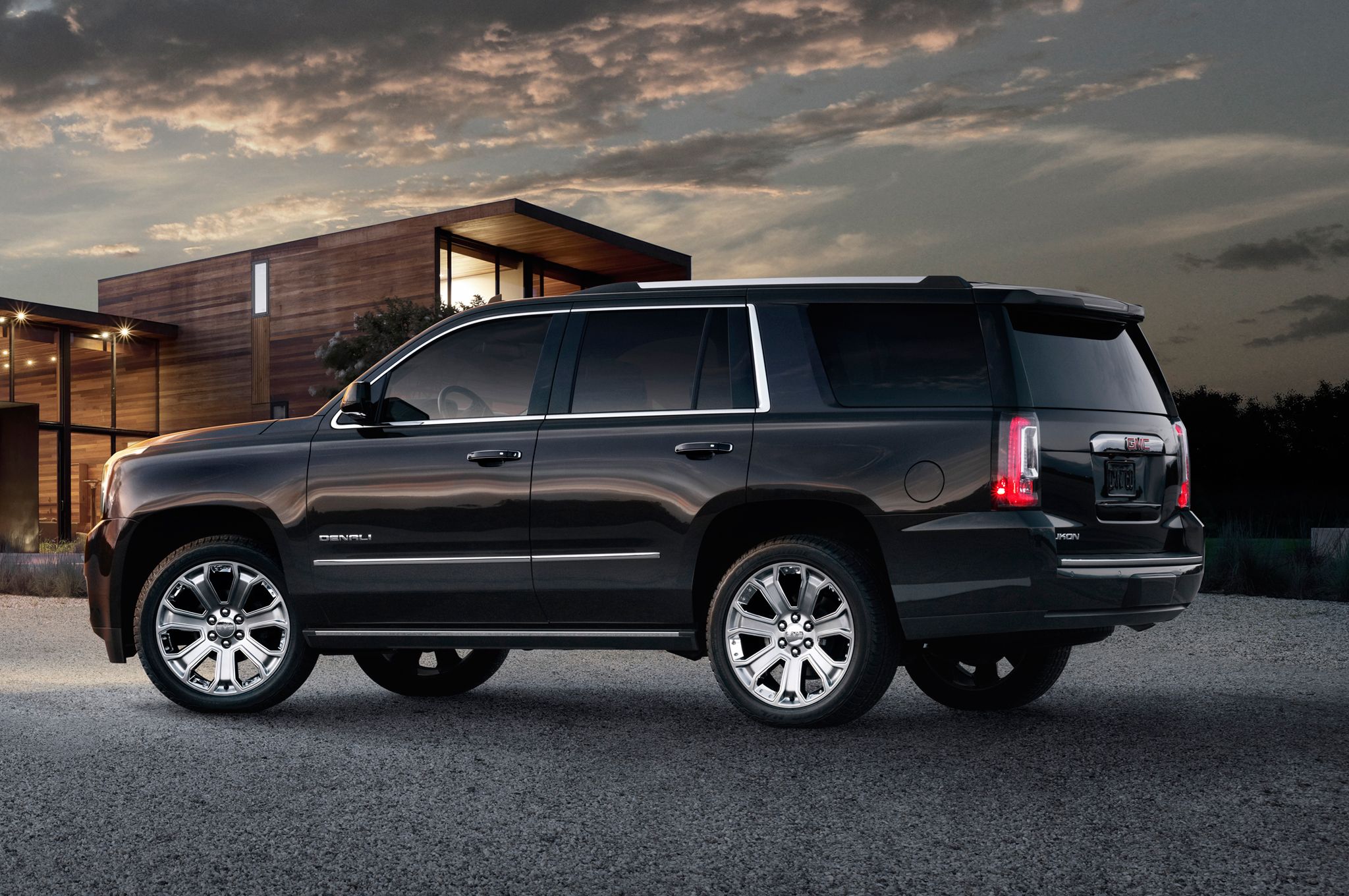 Chevrolet Tahoe Wallpapers