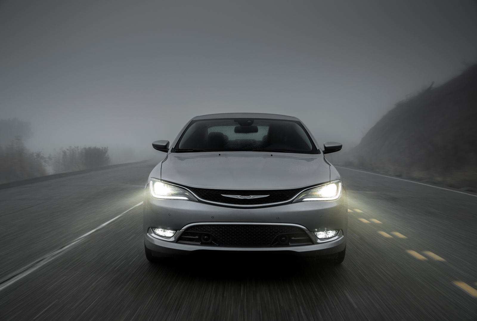 Chrysler 200 Wallpapers