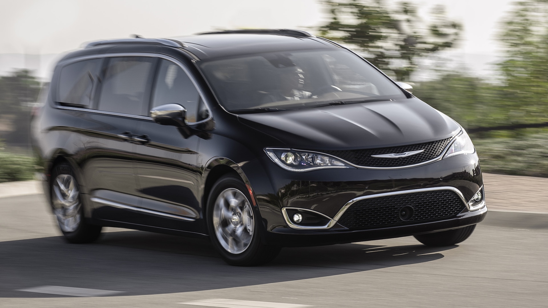 Chrysler Pacifica S Wallpapers