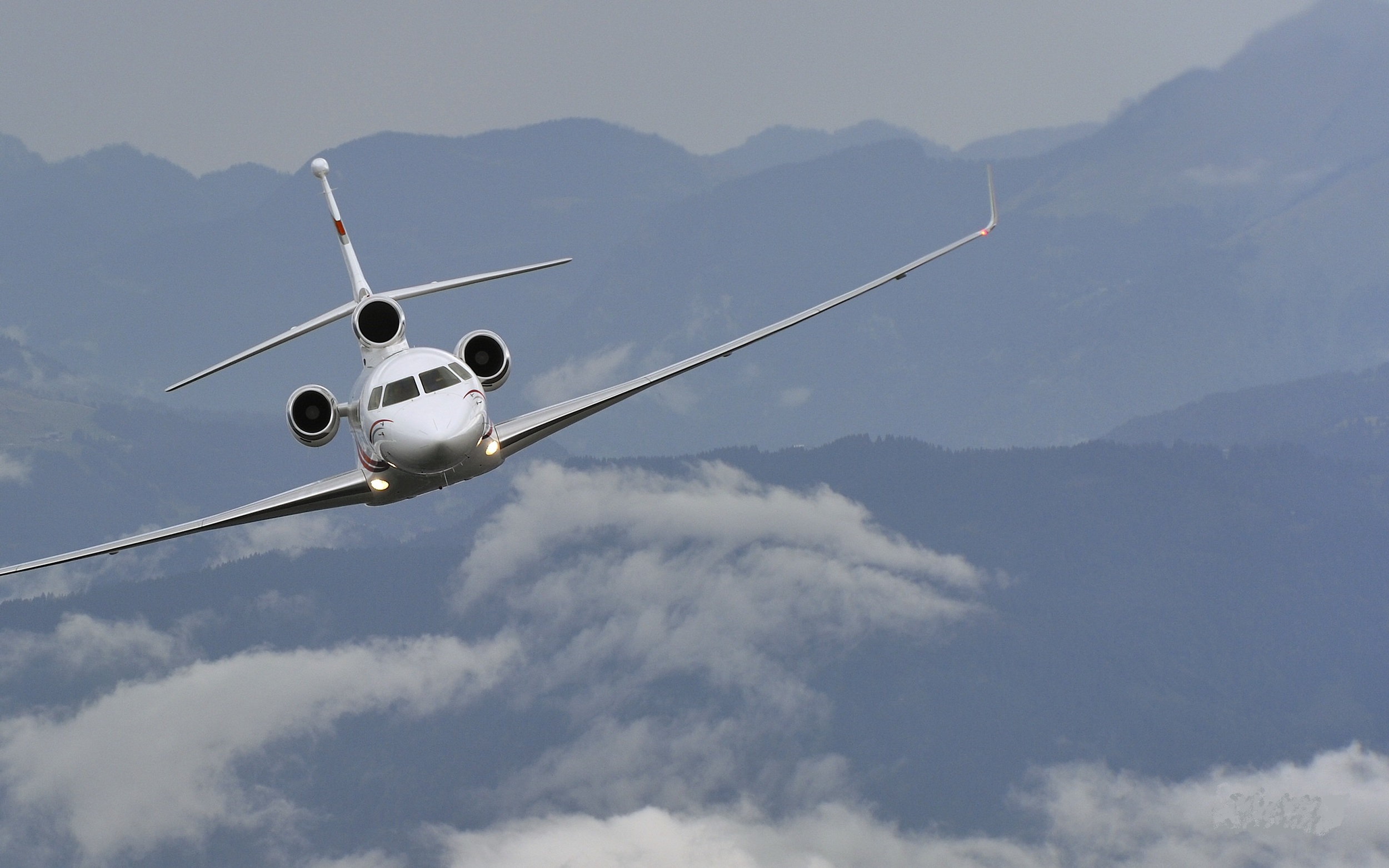 Dassault Falcon 7X Wallpapers