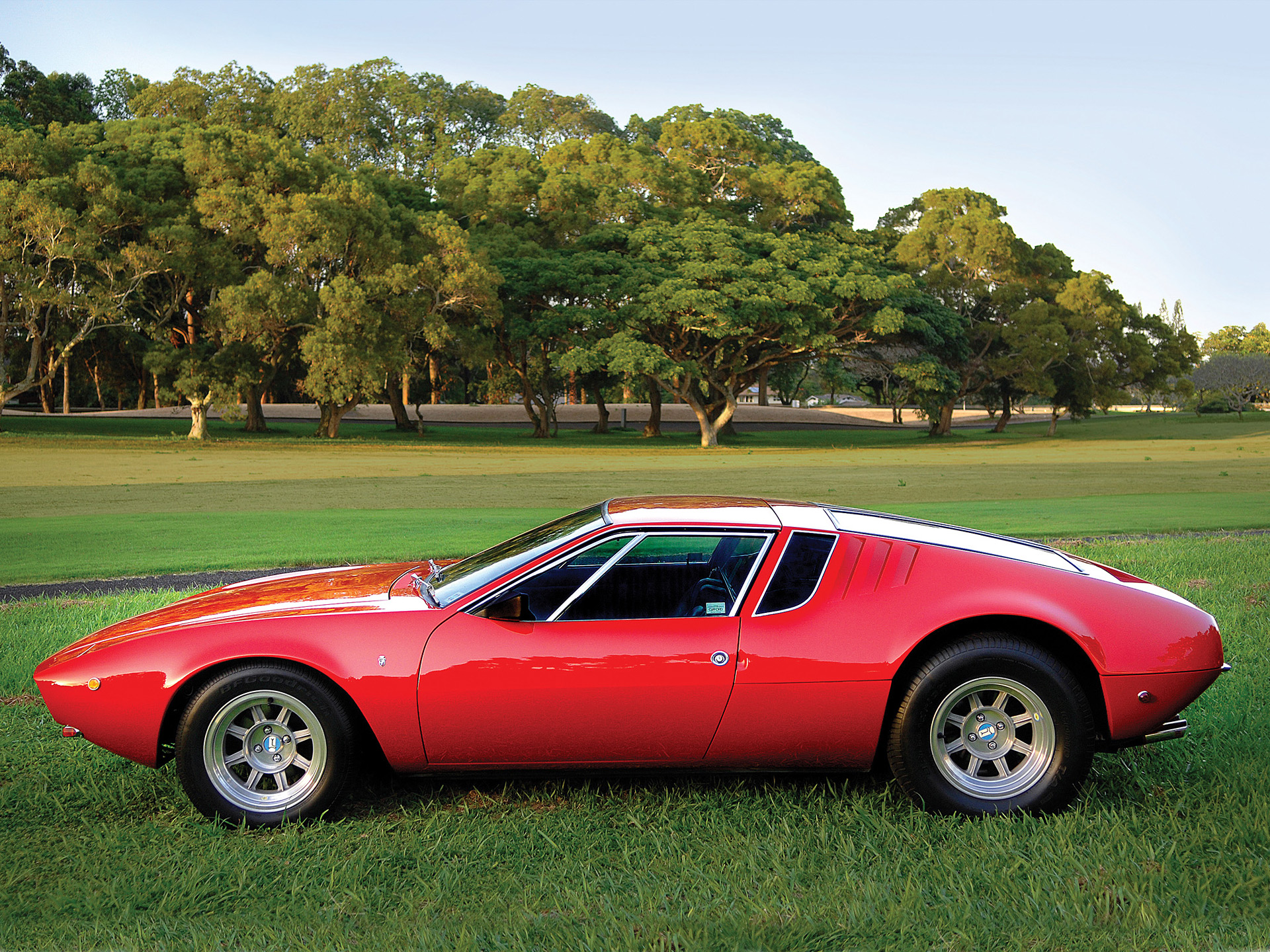 De Tomaso Mangusta Wallpapers