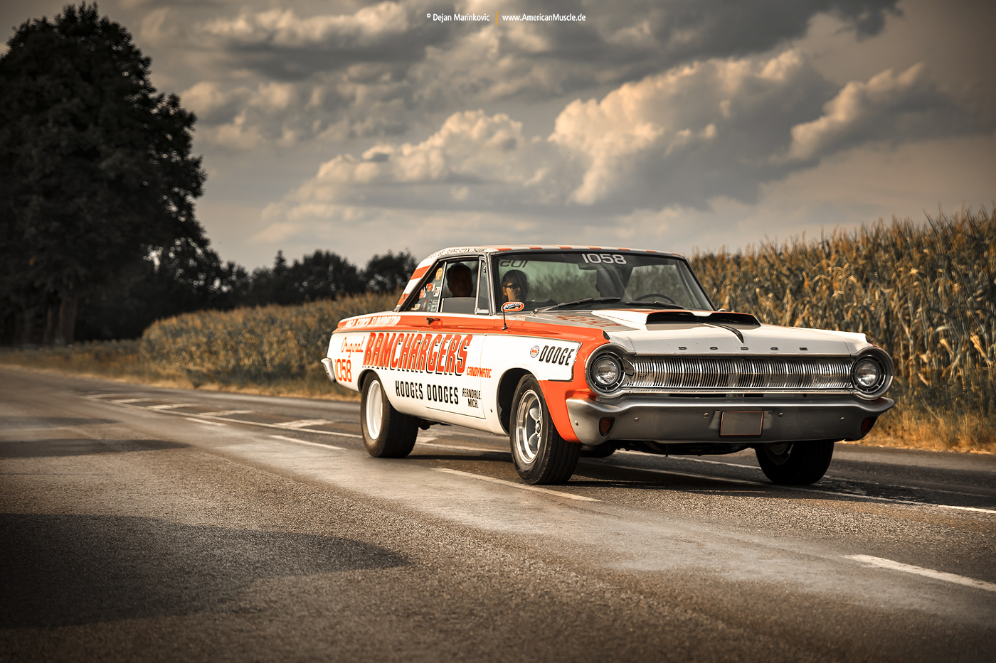 Dodge 330 Wallpapers