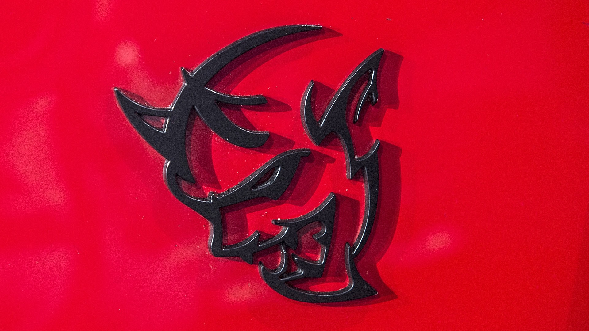 значок srt demon