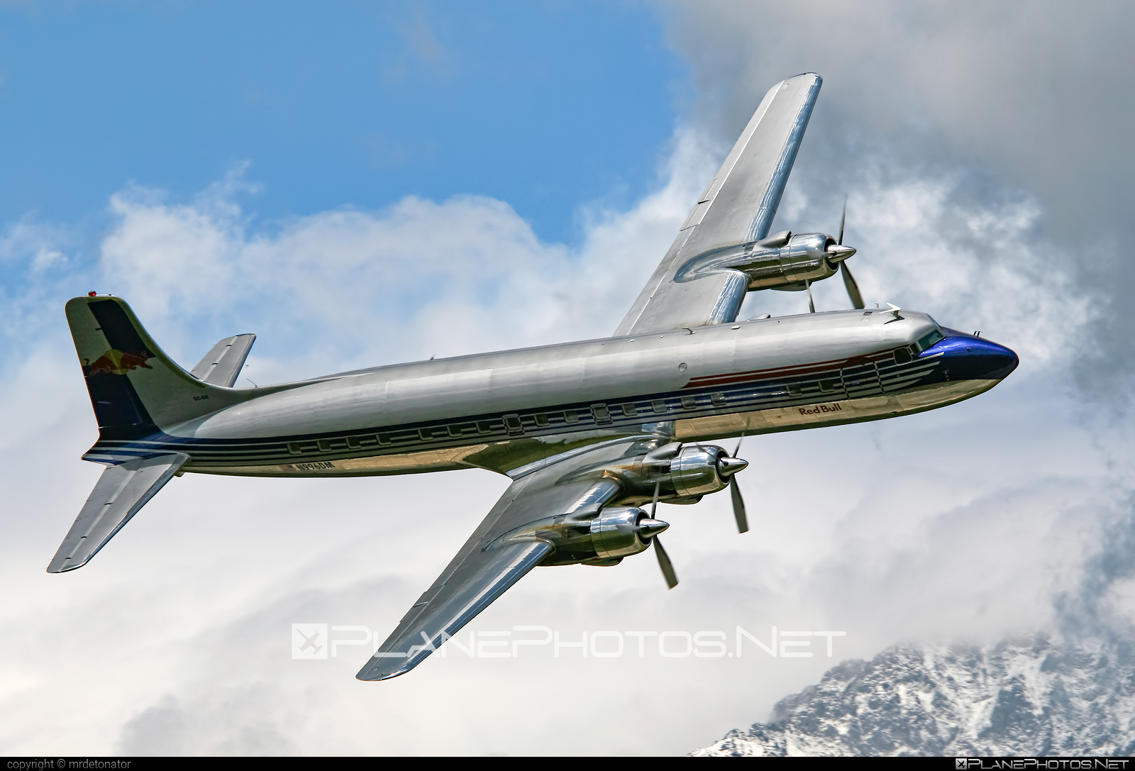 Douglas Dc-6 Wallpapers