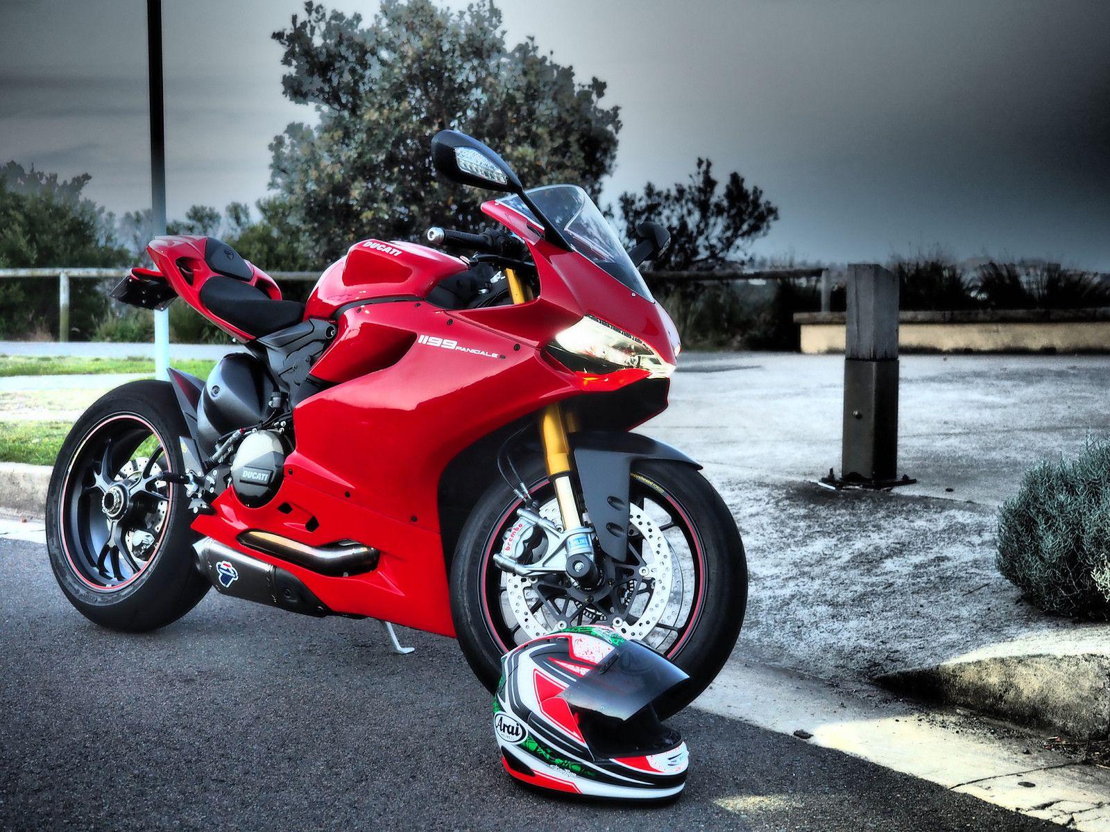 Ducati 1299 Panigale Wallpapers