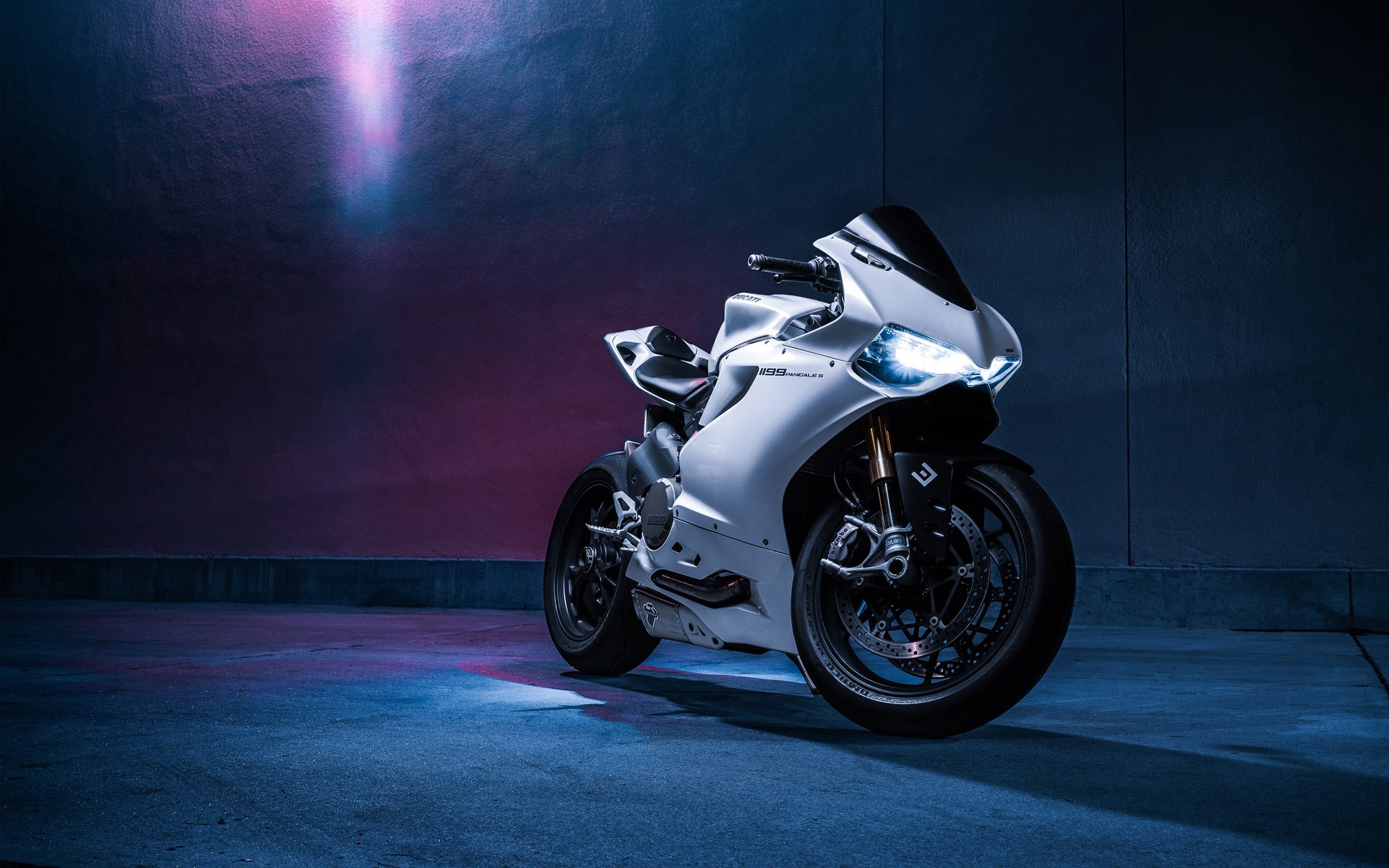 Ducati 1299 Panigale Wallpapers