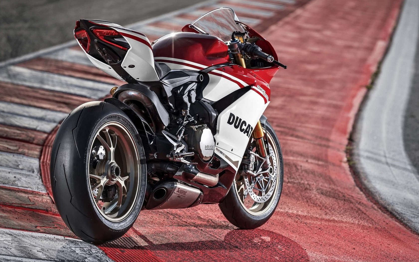 Ducati 1299 Panigale Wallpapers