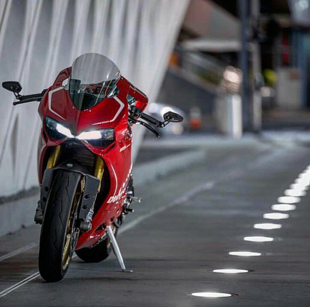 Ducati 1299 Panigale Wallpapers