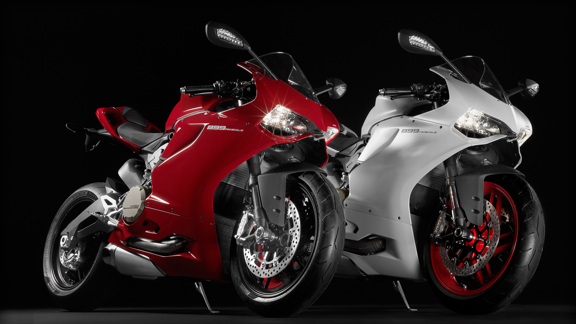 Ducati 899 Panigale Wallpapers