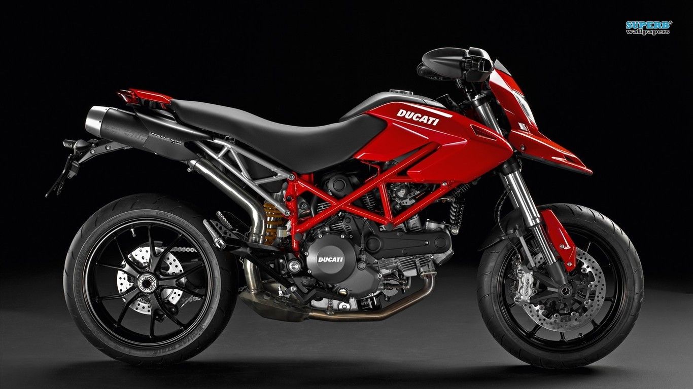 Ducati Hyperstrada Wallpapers