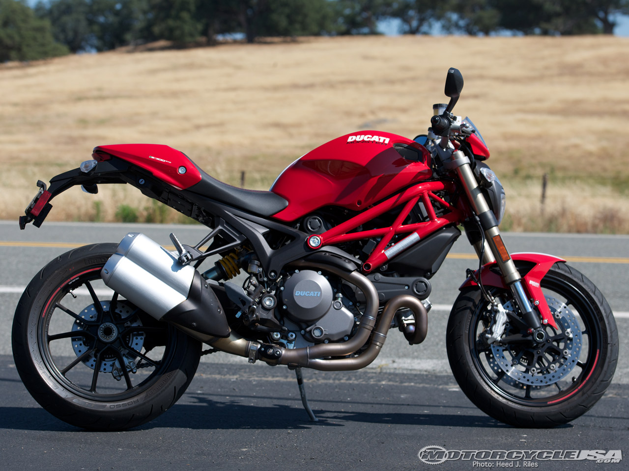 Ducati Monster 1100 Wallpapers