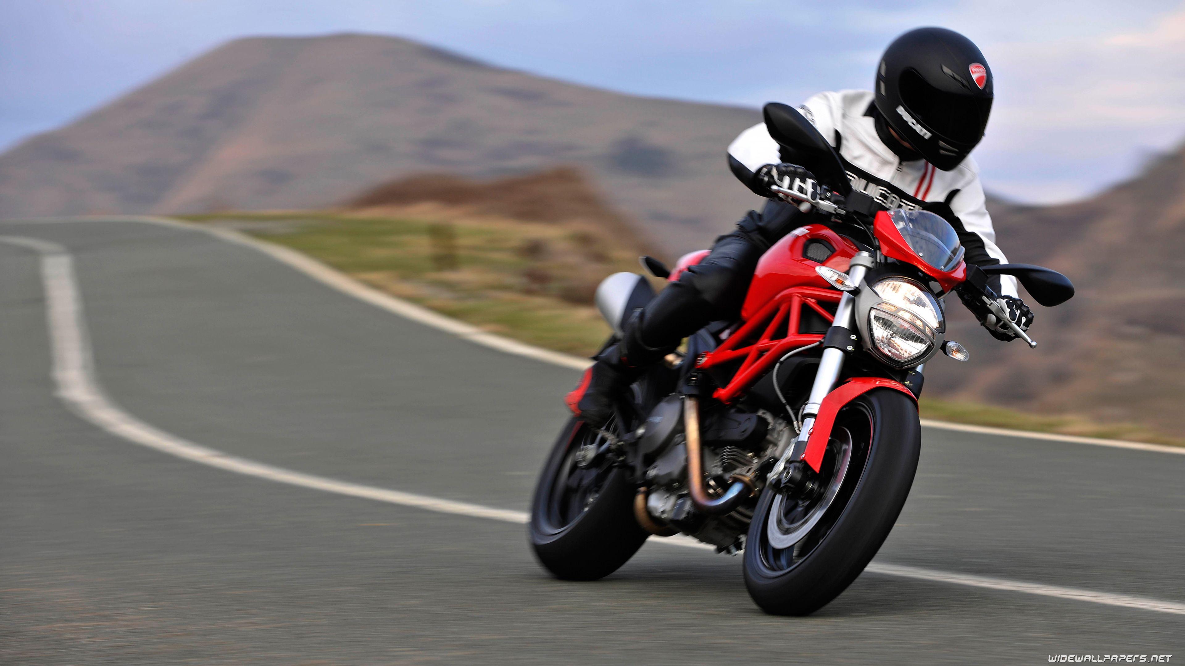 Ducati Monster 696 Wallpapers