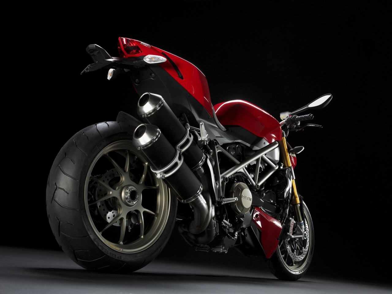 Ducati Streetfighter Wallpapers