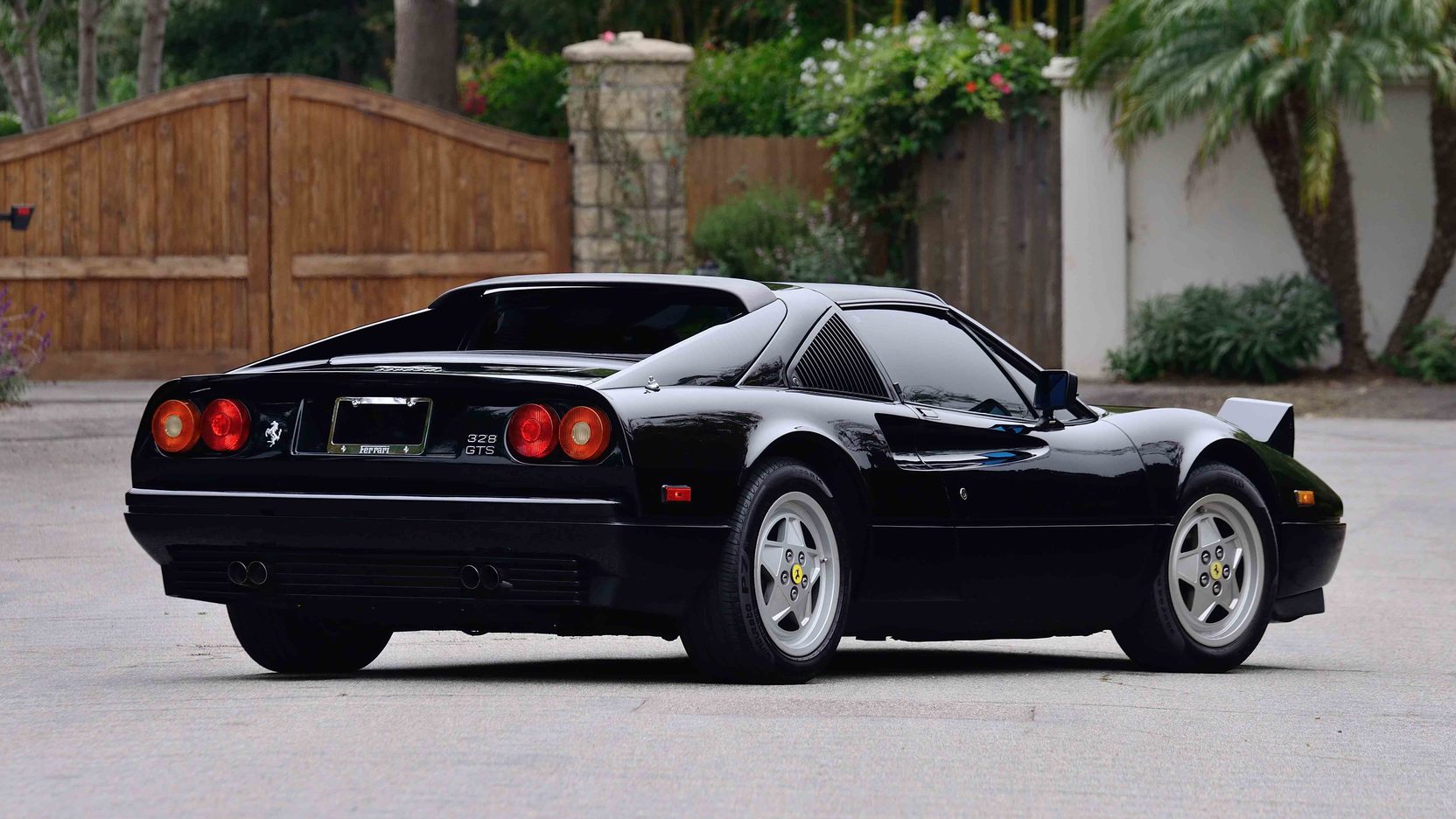 Ferrari 328 Gts Wallpapers