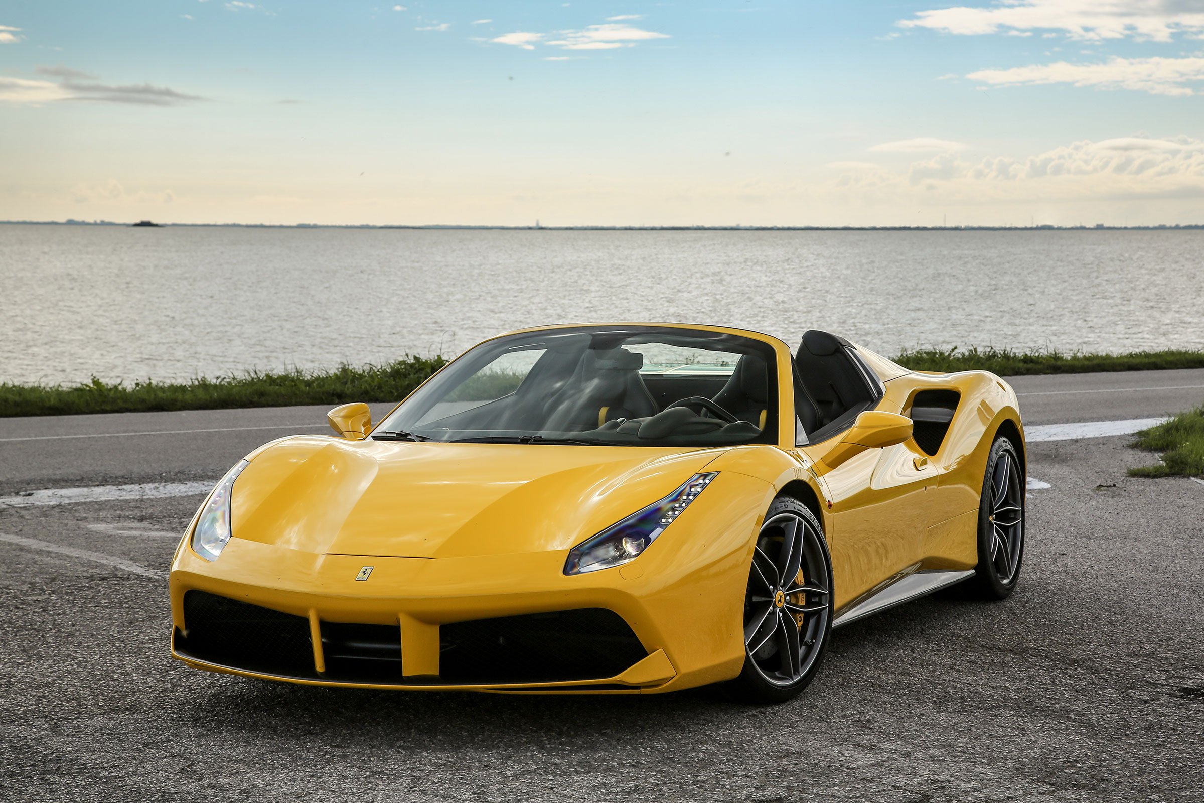 Ferrari 488 Wallpapers