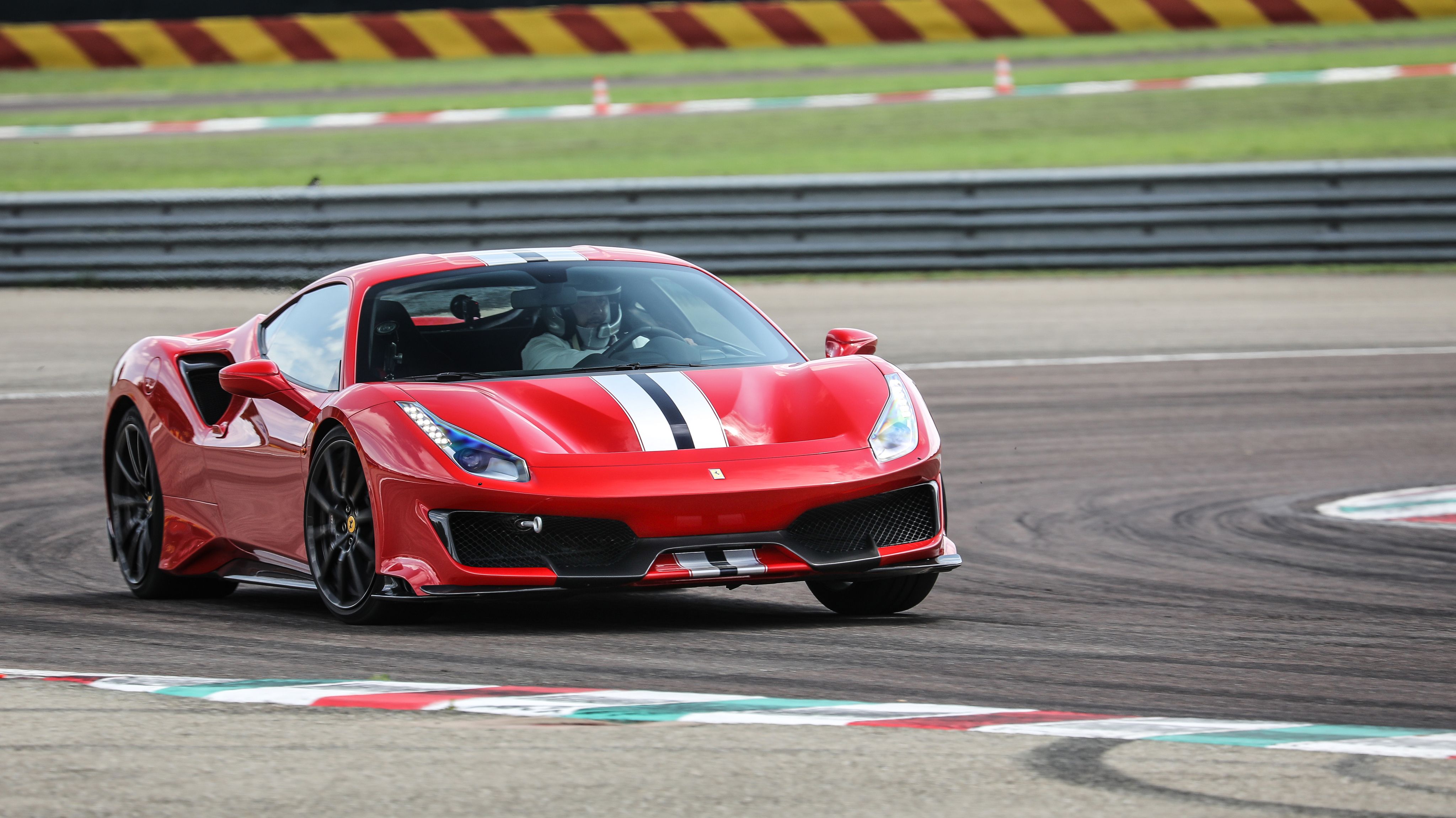 Феррари 488 GTB pista