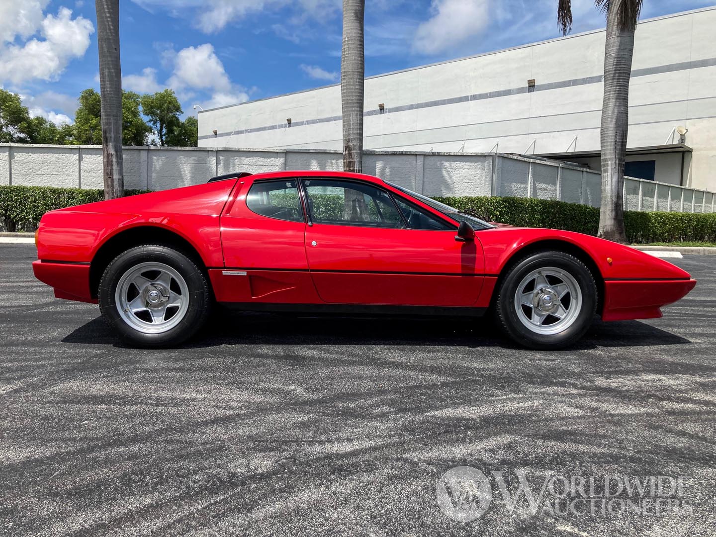 Ferrari 512 Bbi Wallpapers