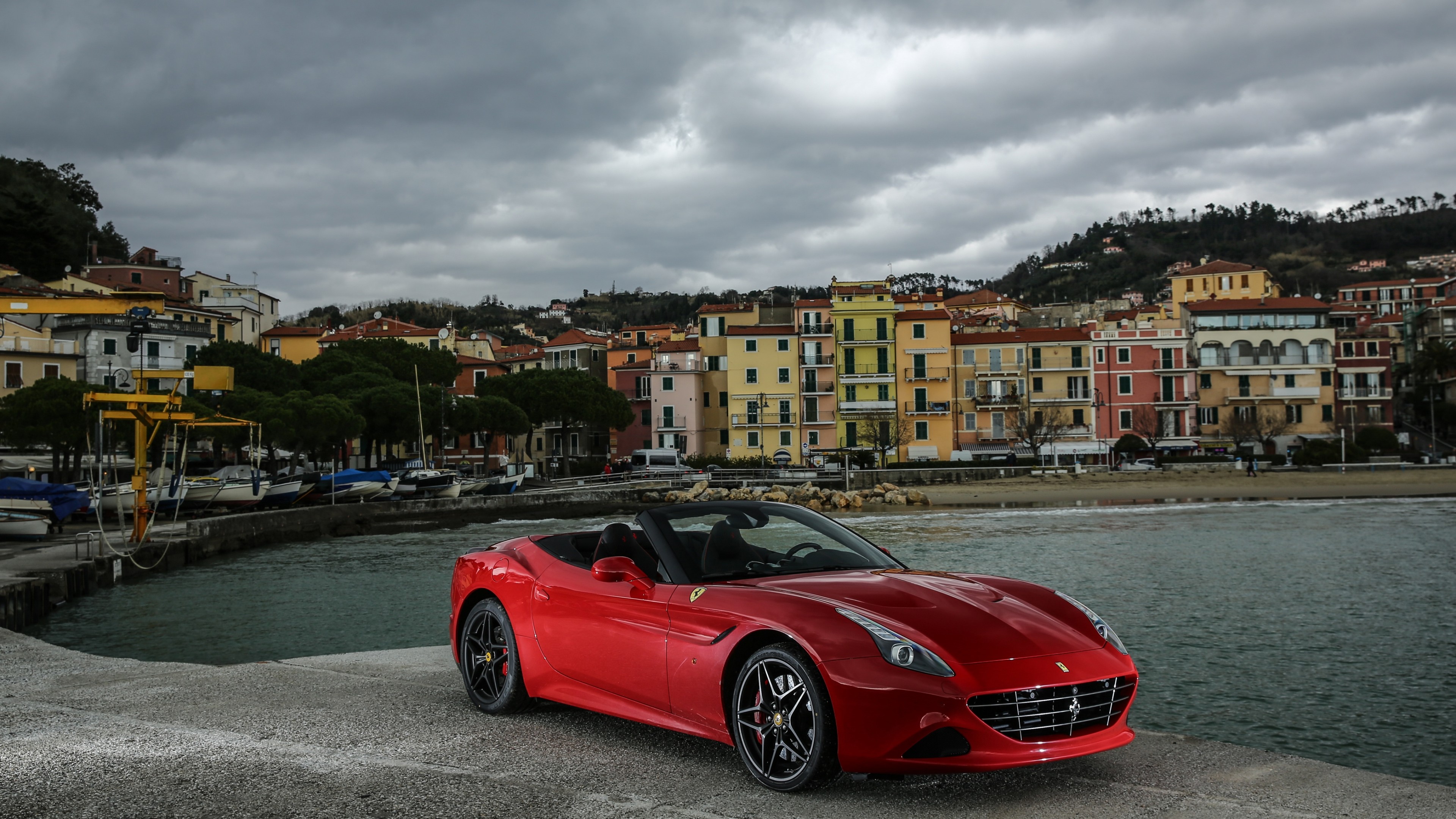 Ferrari California T Wallpapers