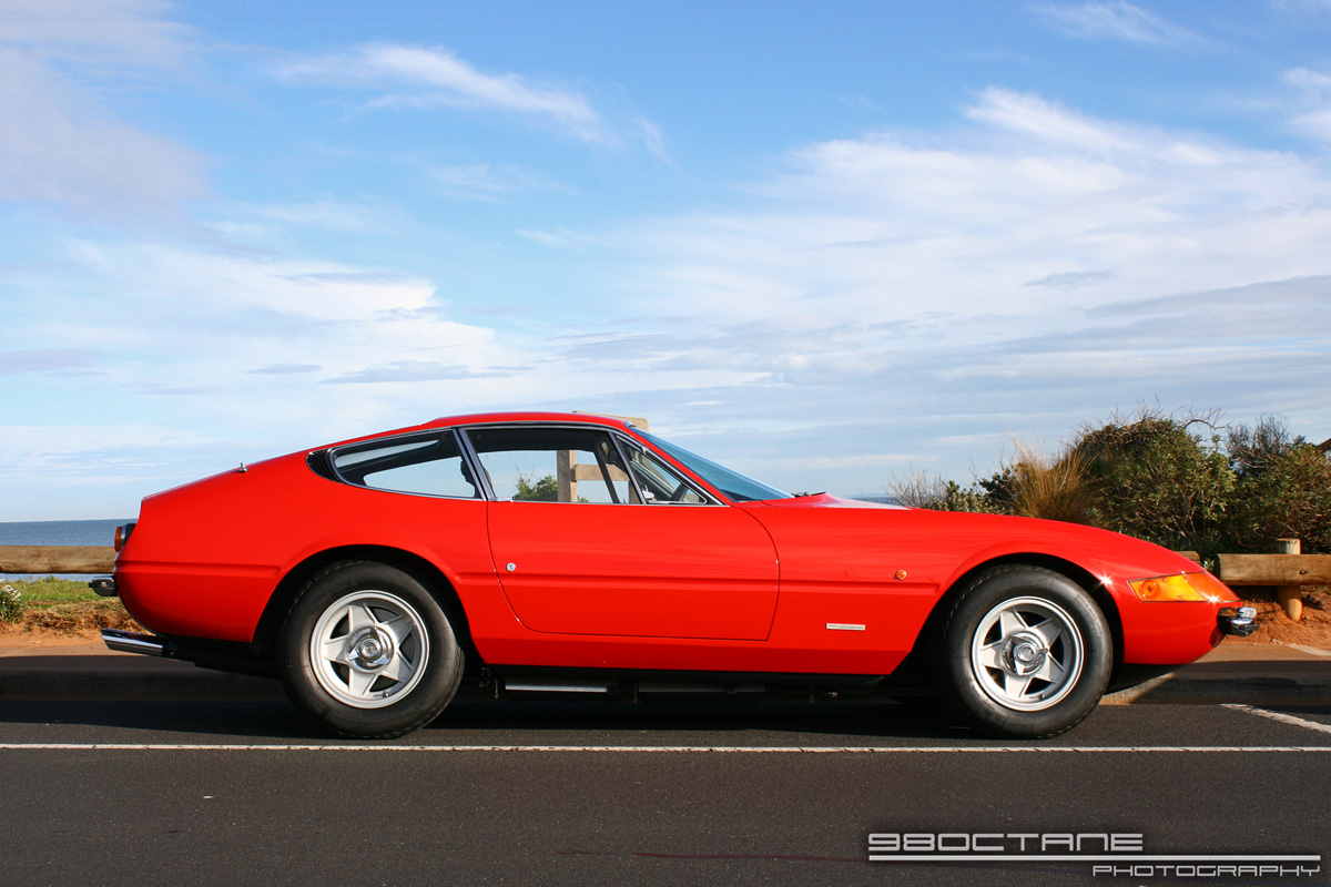 Ferrari Daytona Wallpapers