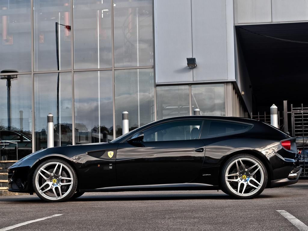 Ferrari Ff Wallpapers