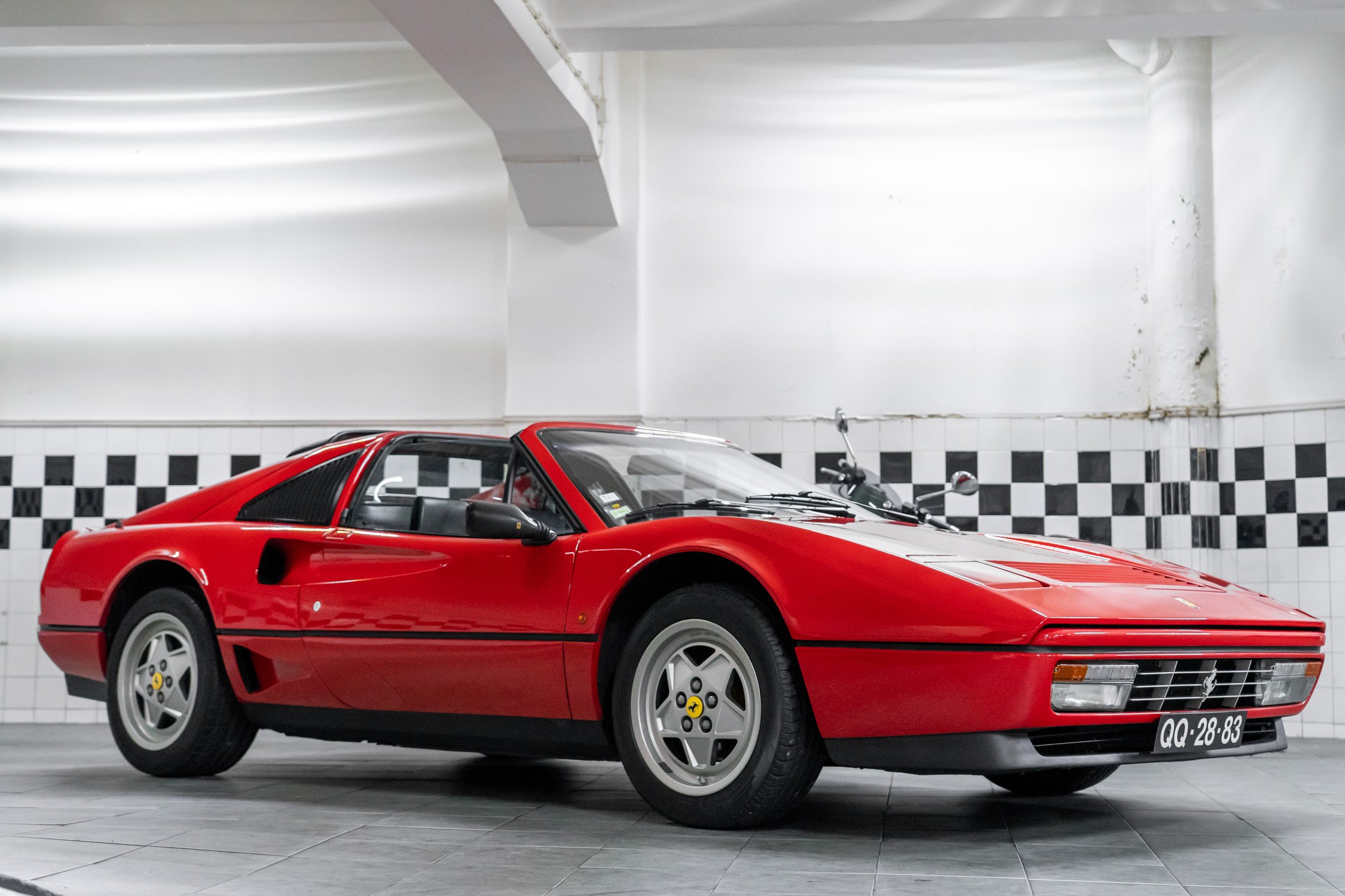 Ferrari Gts Turbo Wallpapers