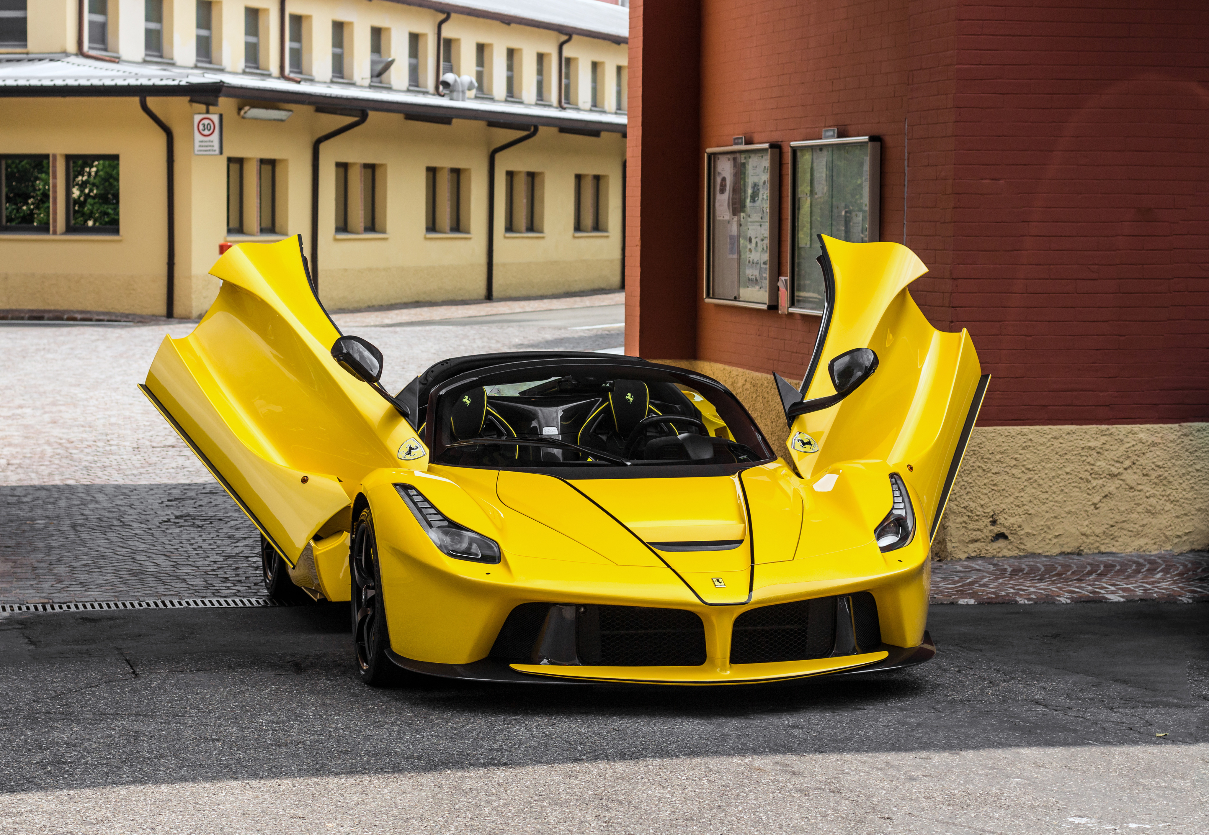 Ferrari Laferrari Aperta Wallpapers