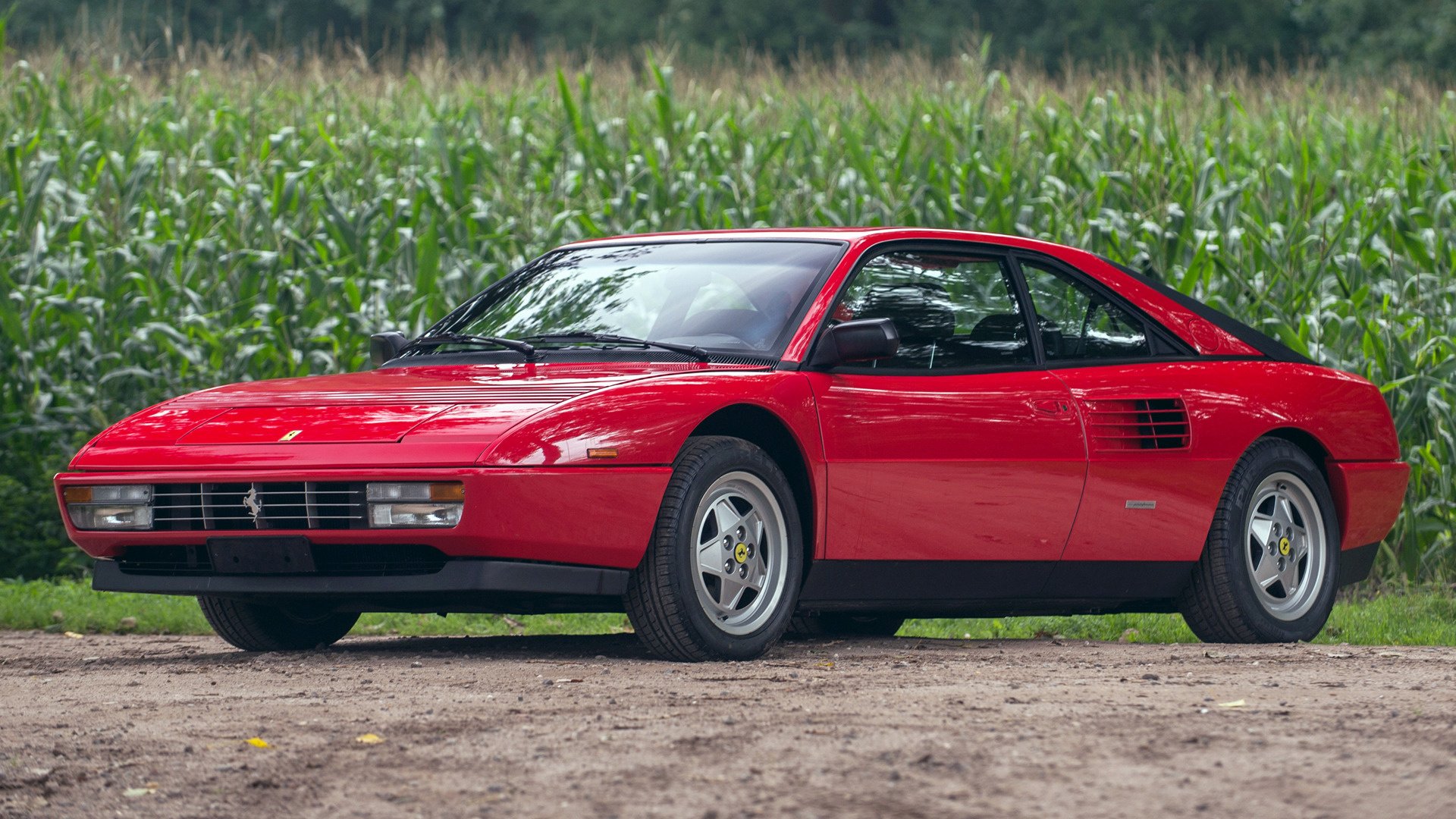 Ferrari Mondial Wallpapers