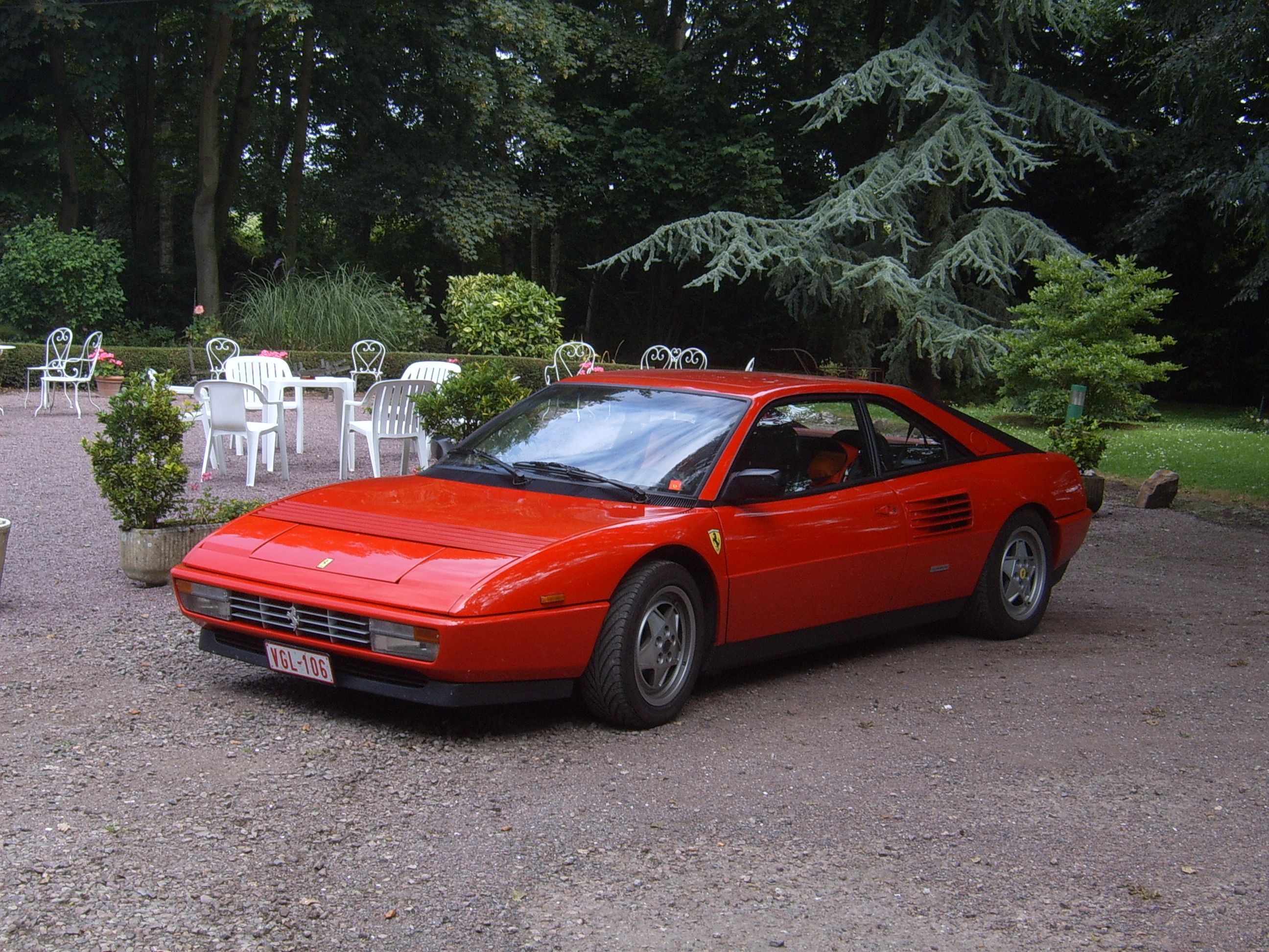 Ferrari Mondial Wallpapers