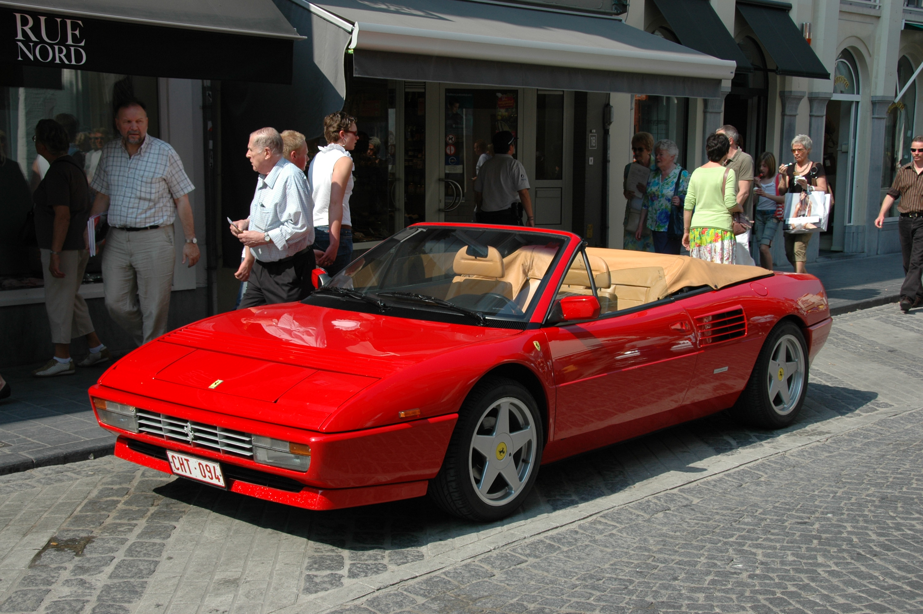 Ferrari Mondial Wallpapers