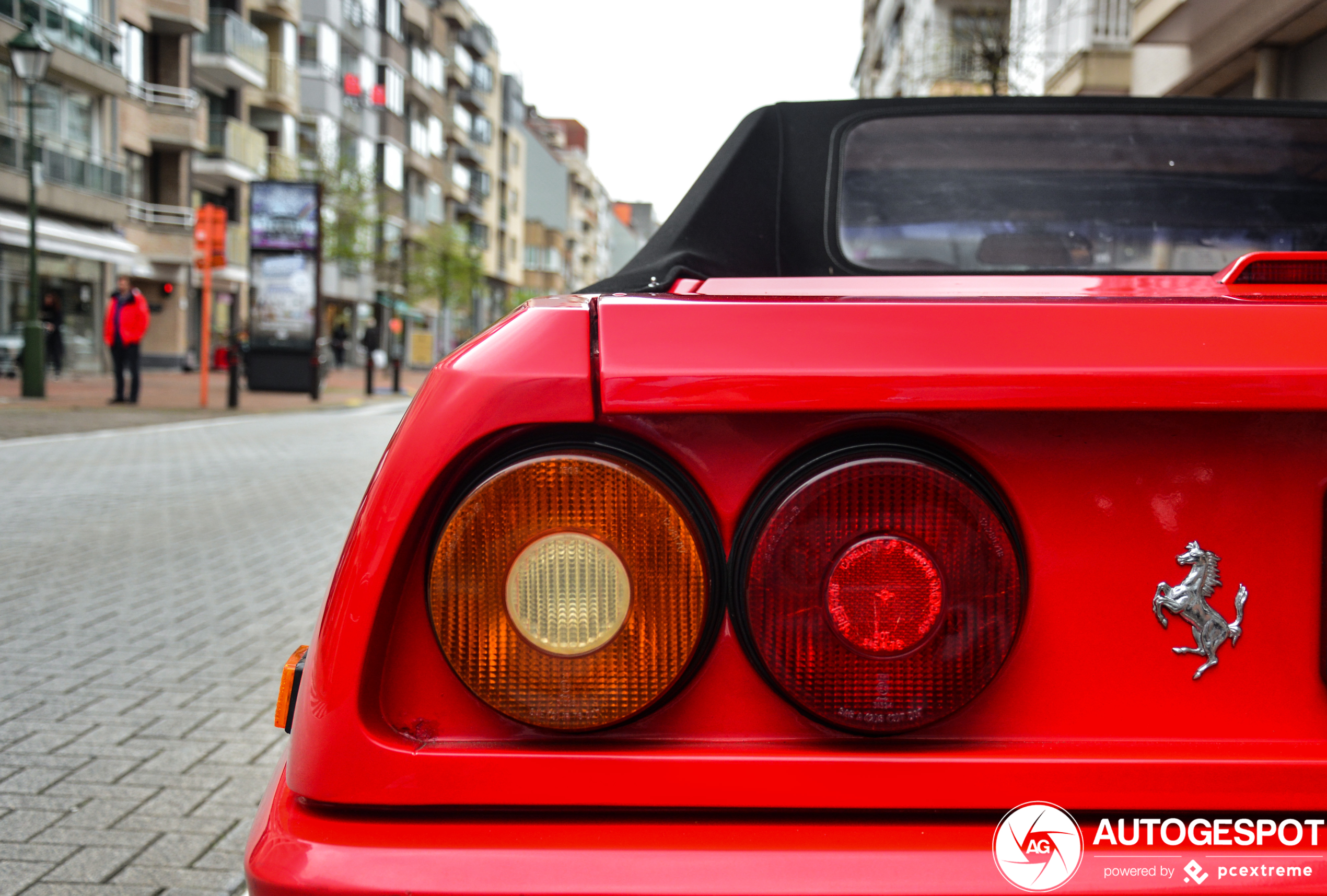 Ferrari Mondial Wallpapers