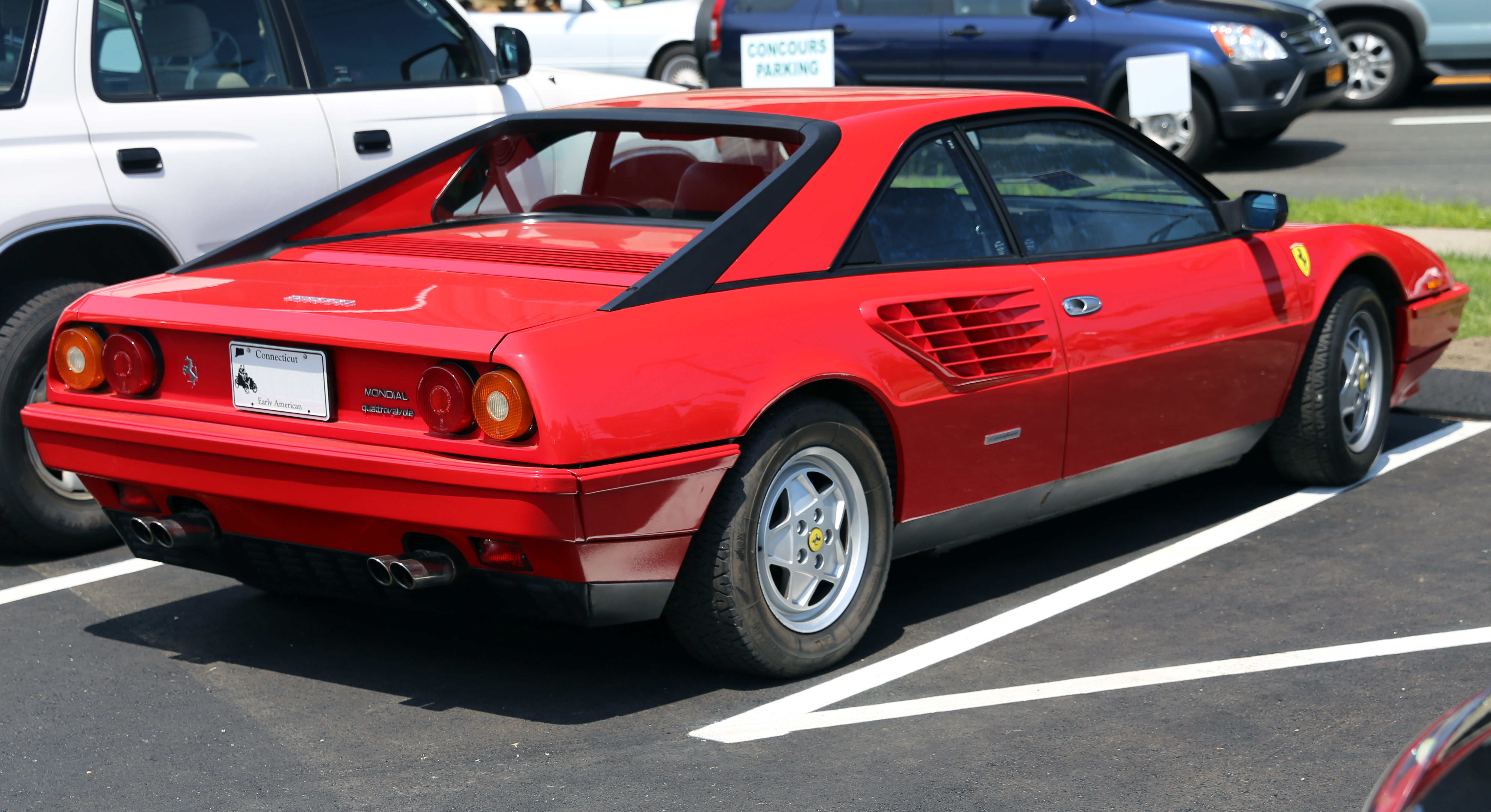 Ferrari Mondial Wallpapers