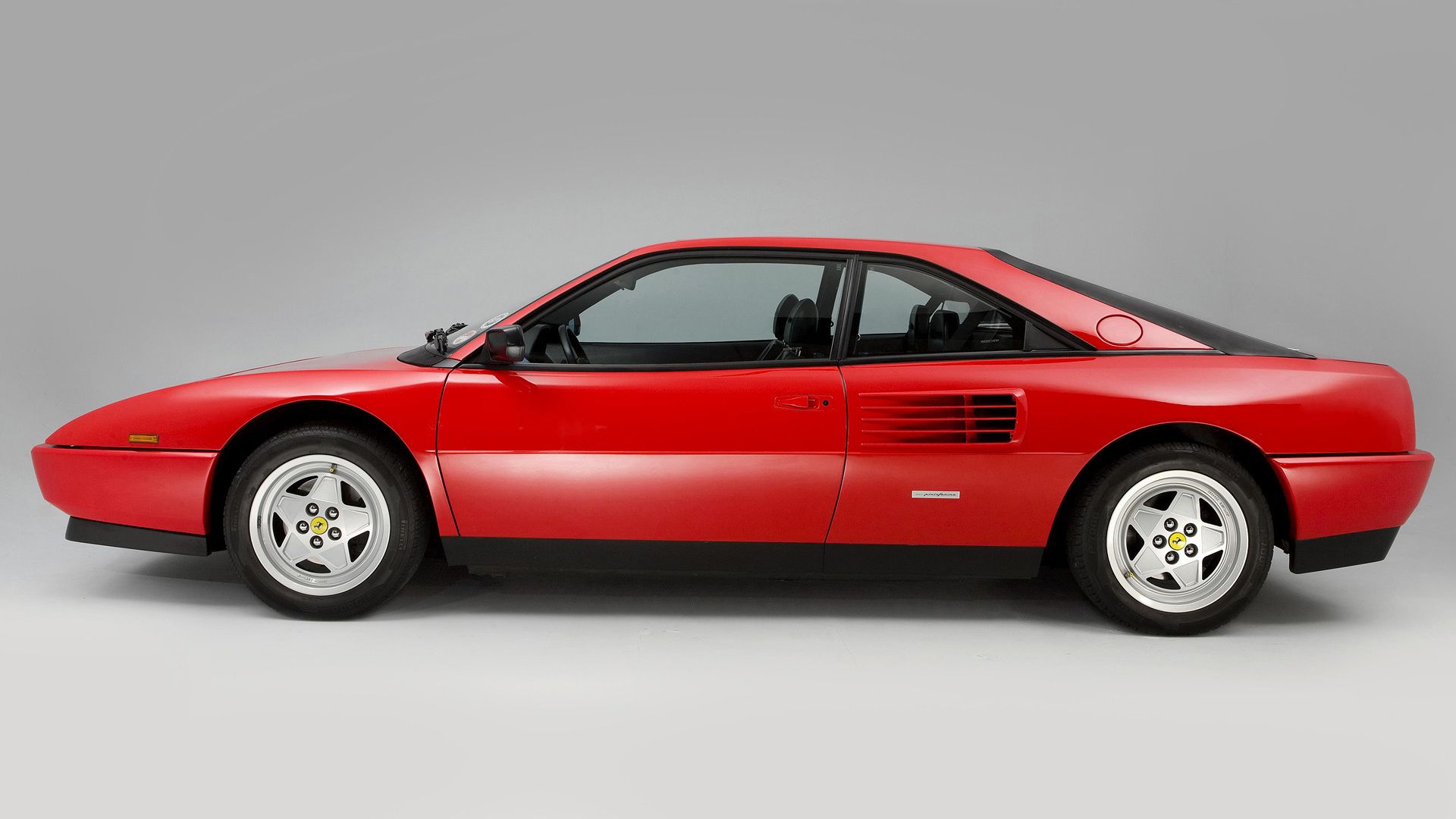 Ferrari Mondial T Wallpapers