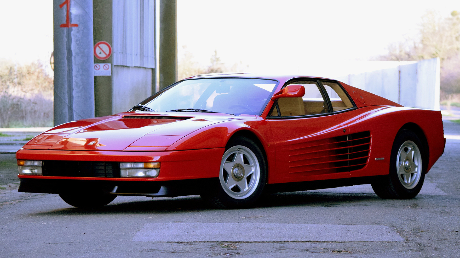 Ferrari Testarossa Wallpapers